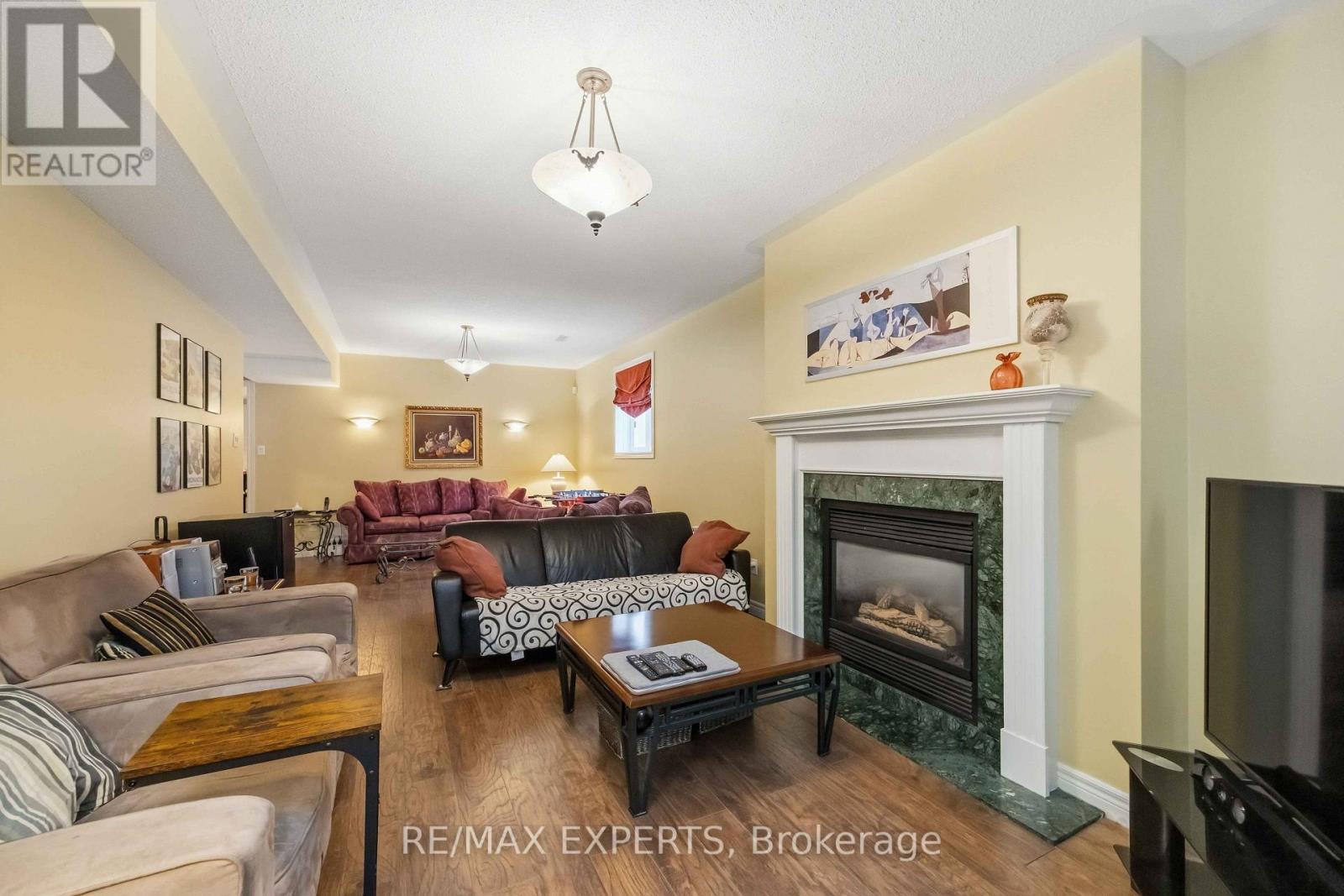 93 Velmar Drive, Vaughan, Ontario  L4L 8W4 - Photo 31 - N13877110