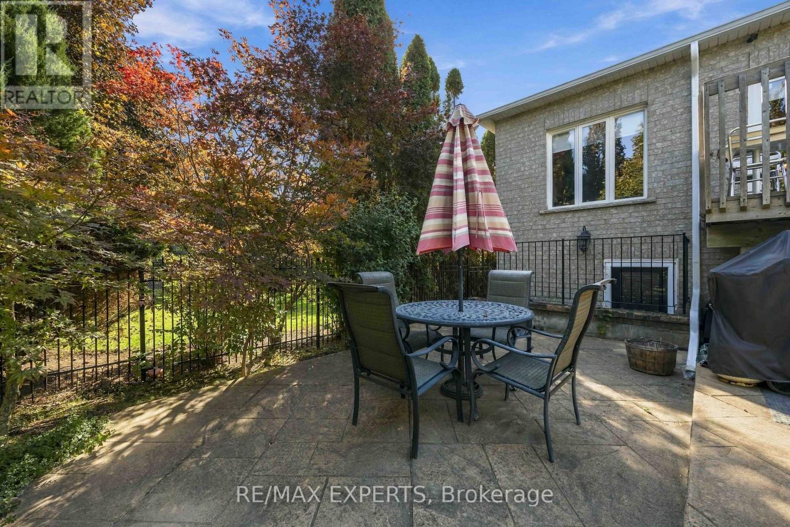 93 Velmar Drive, Vaughan, Ontario  L4L 8W4 - Photo 49 - N13877110
