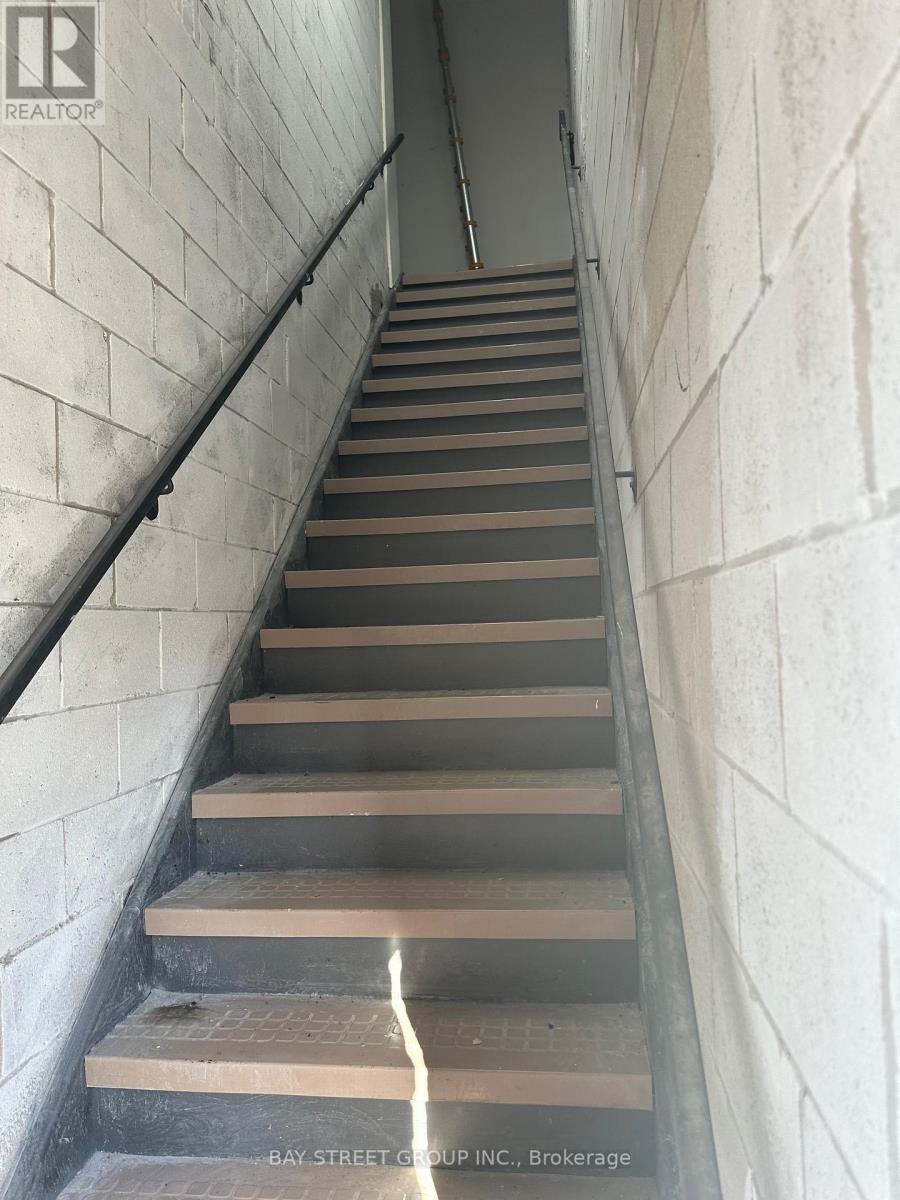 2nd Fl B - 20 East Beaver Creek Road, Richmond Hill, Ontario  L4B 1G6 - Photo 14 - N13877226