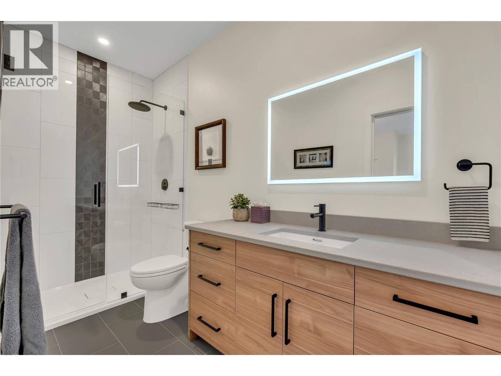 3331 Evergreen Drive Unit# 117, Penticton, British Columbia  V2A 0J3 - Photo 38 - 10403035