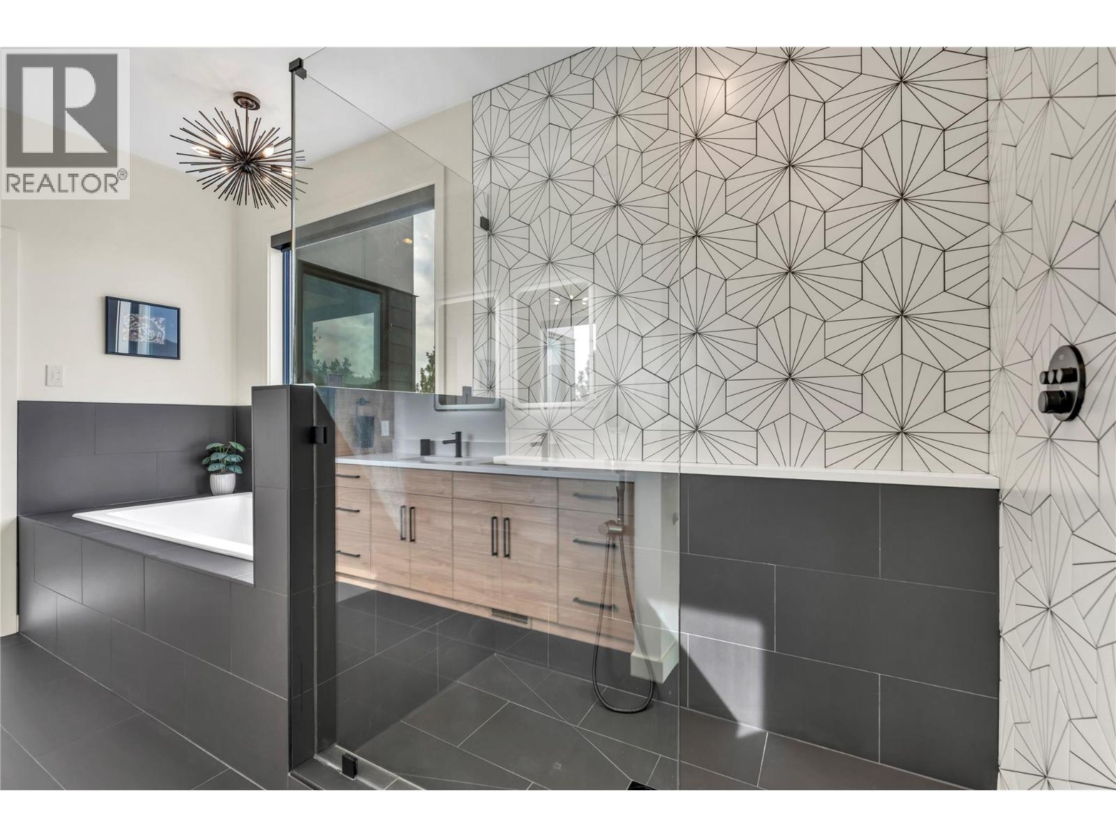 3331 Evergreen Drive Unit# 117, Penticton, British Columbia  V2A 0J3 - Photo 33 - 10403035