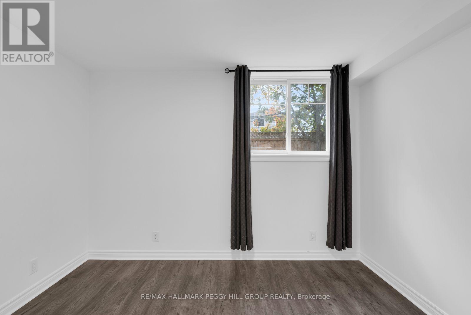 35 Livia Herman Way, Barrie (East Bayfield), Ontario  L4M 6X1 - Photo 12 - S13877162
