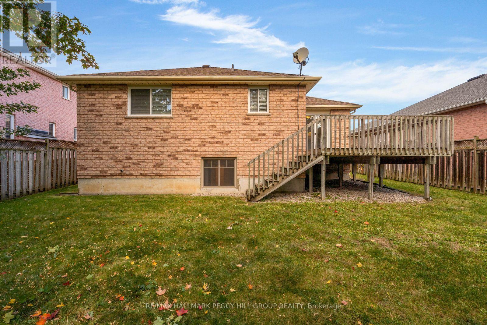 35 Livia Herman Way, Barrie (East Bayfield), Ontario  L4M 6X1 - Photo 14 - S13877162
