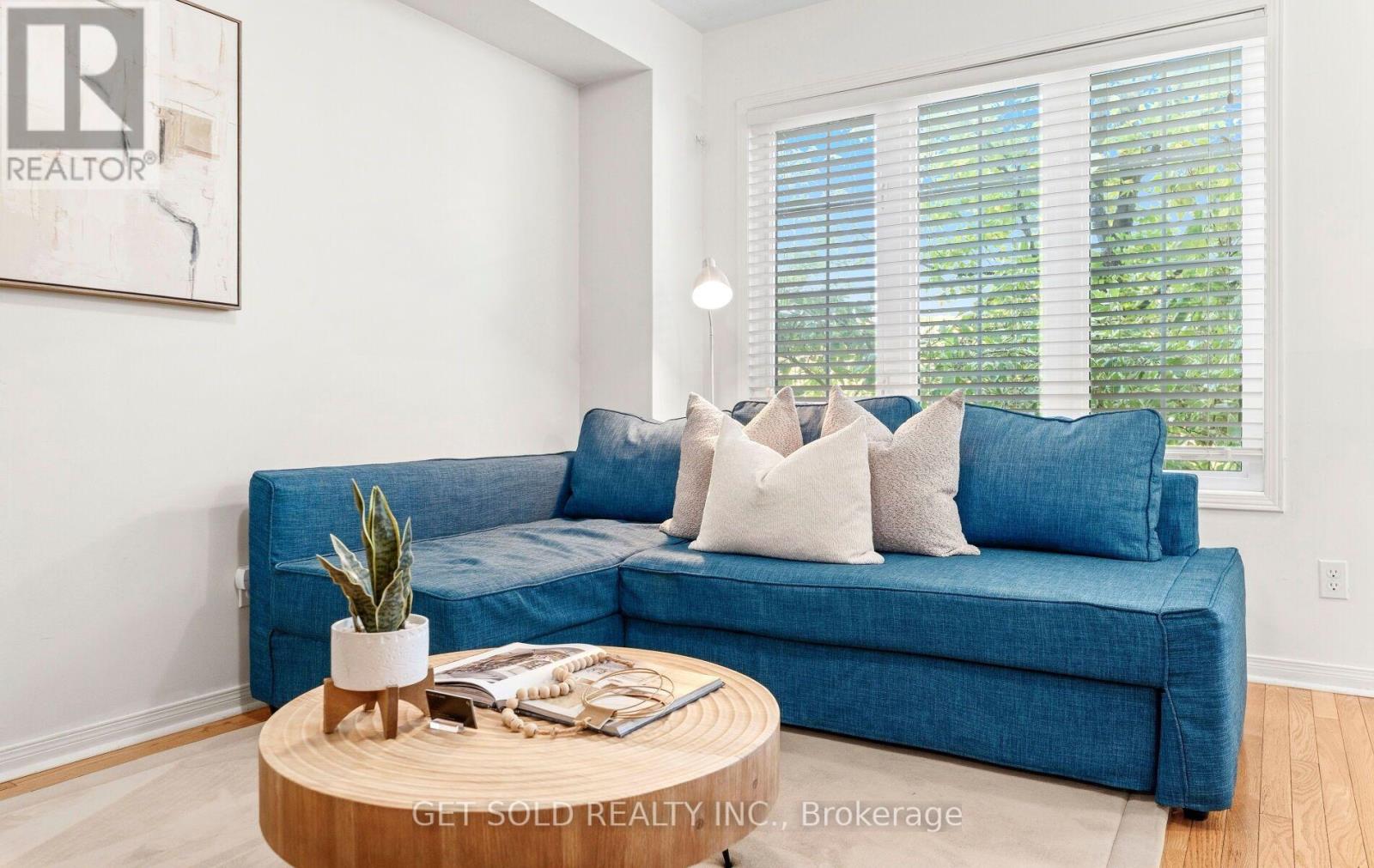 33 Sergio Marchi Street, Toronto, Ontario  M3L 0E5 - Photo 1 - W13877130