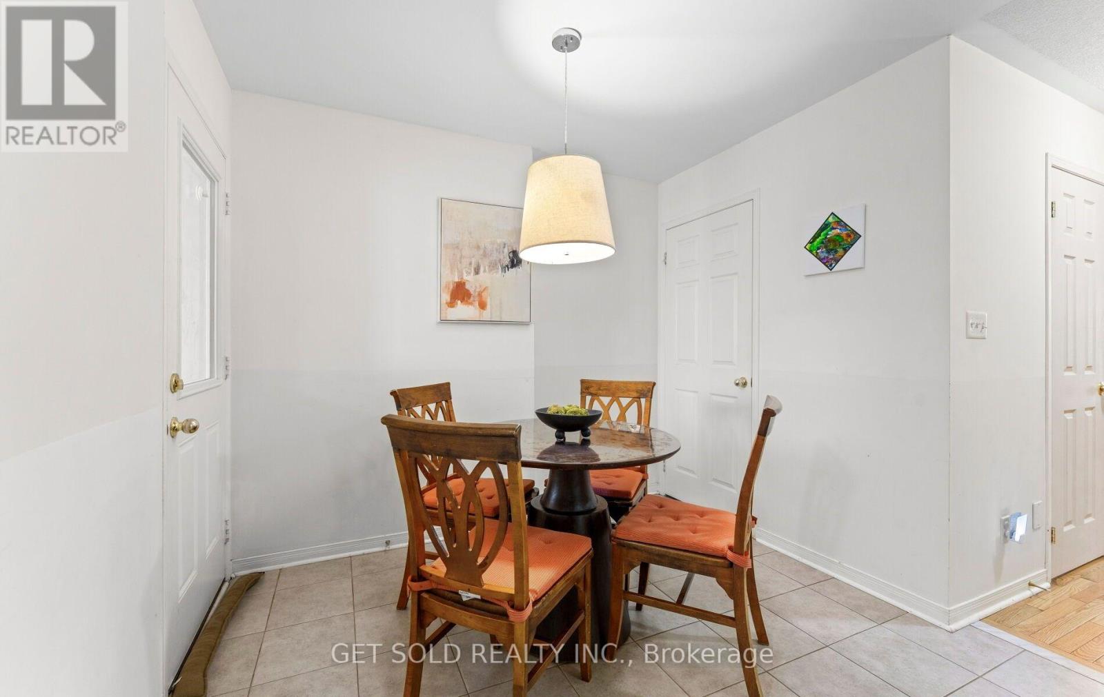 33 Sergio Marchi Street, Toronto, Ontario  M3L 0E5 - Photo 10 - W13877130