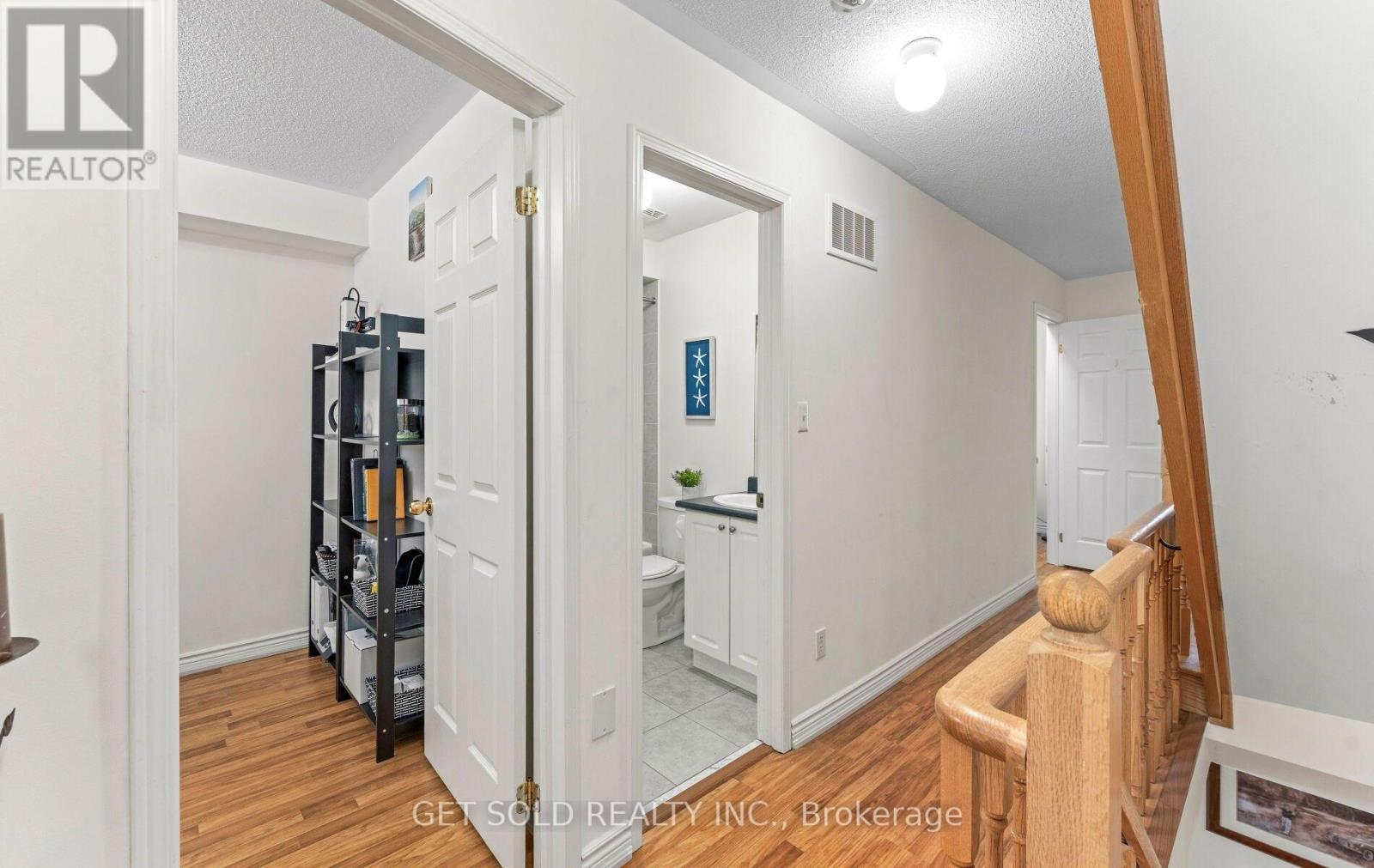 33 Sergio Marchi Street, Toronto, Ontario  M3L 0E5 - Photo 35 - W13877130
