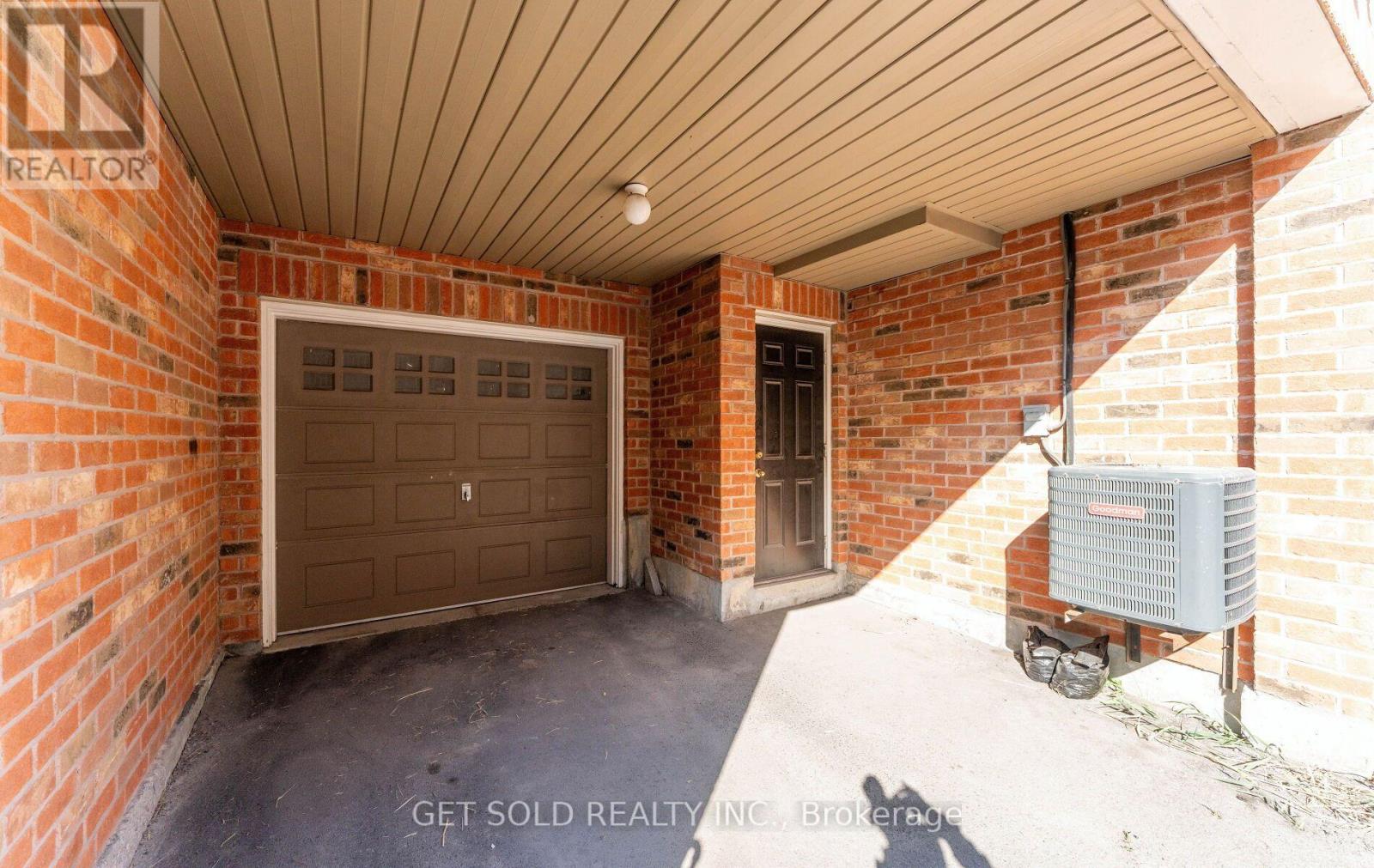 33 Sergio Marchi Street, Toronto, Ontario  M3L 0E5 - Photo 40 - W13877130