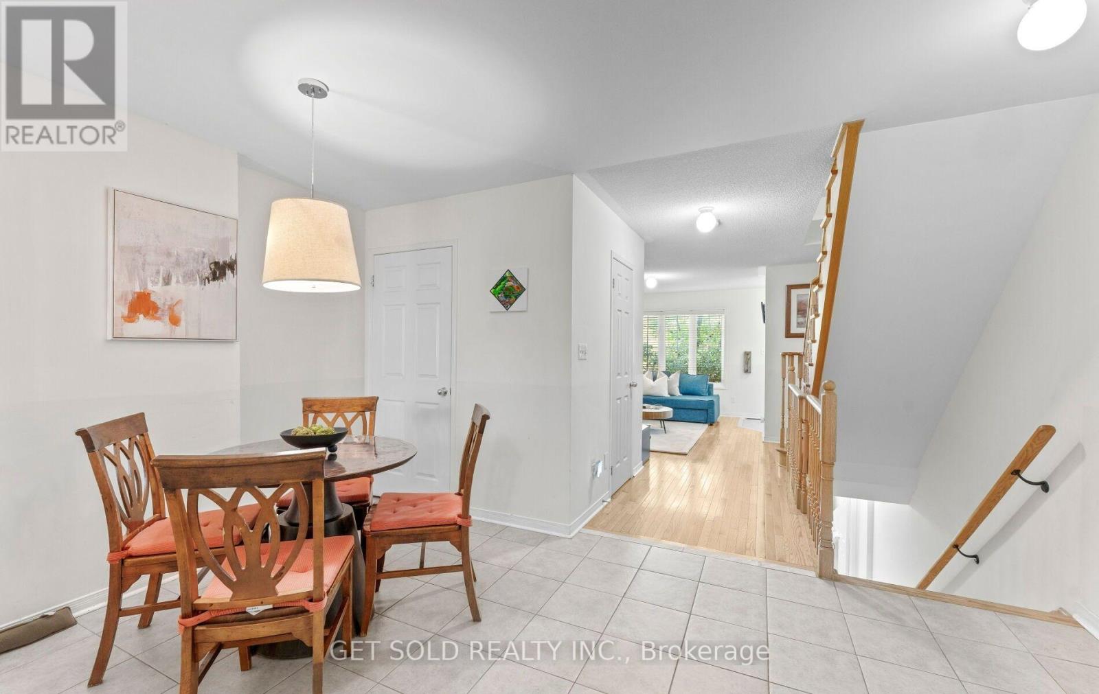 33 Sergio Marchi Street, Toronto, Ontario  M3L 0E5 - Photo 8 - W13877130