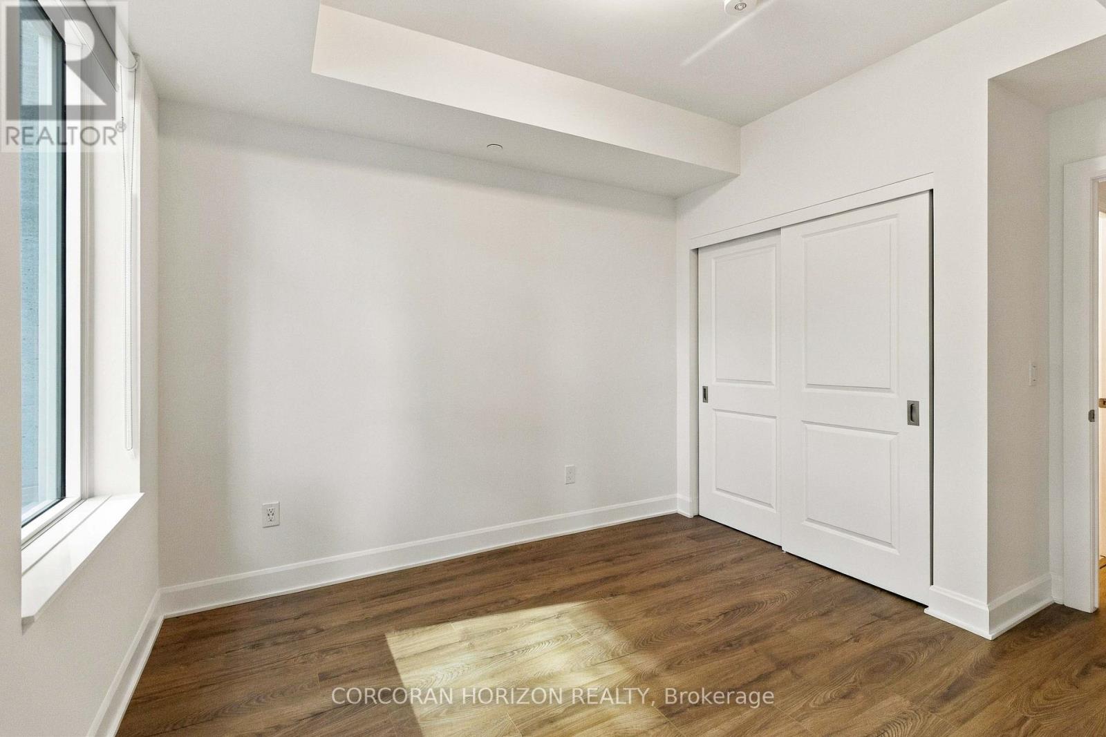 312 - 3240 William Coltson Avenue, Oakville, Ontario  L6H 8C8 - Photo 9 - W13877134