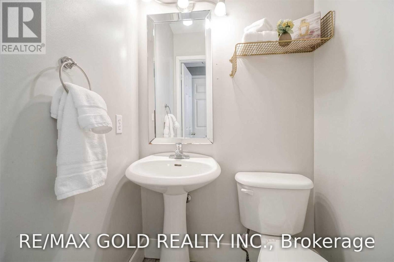 9 Blue Lake Avenue, Brampton, Ontario  L6X 4W1 - Photo 17 - W13877176