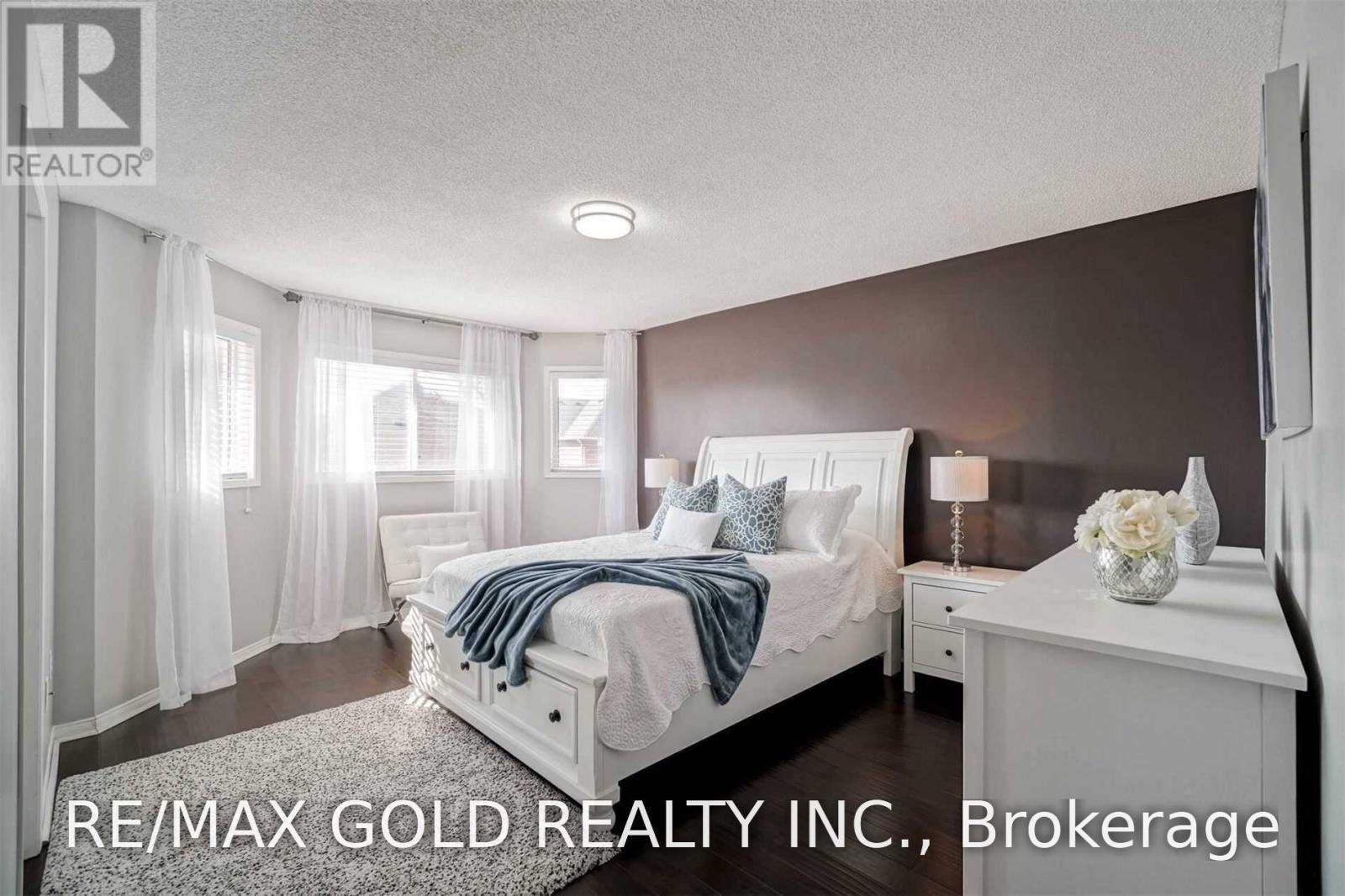 9 Blue Lake Avenue, Brampton, Ontario  L6X 4W1 - Photo 19 - W13877176