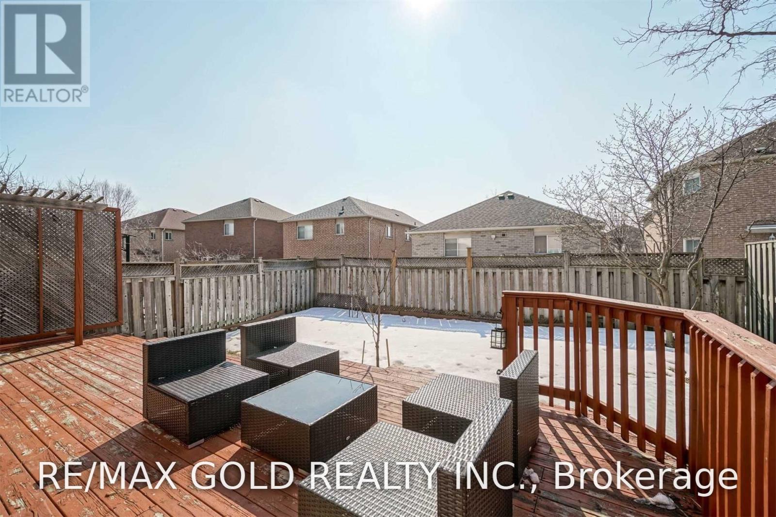 9 Blue Lake Avenue, Brampton, Ontario  L6X 4W1 - Photo 32 - W13877176