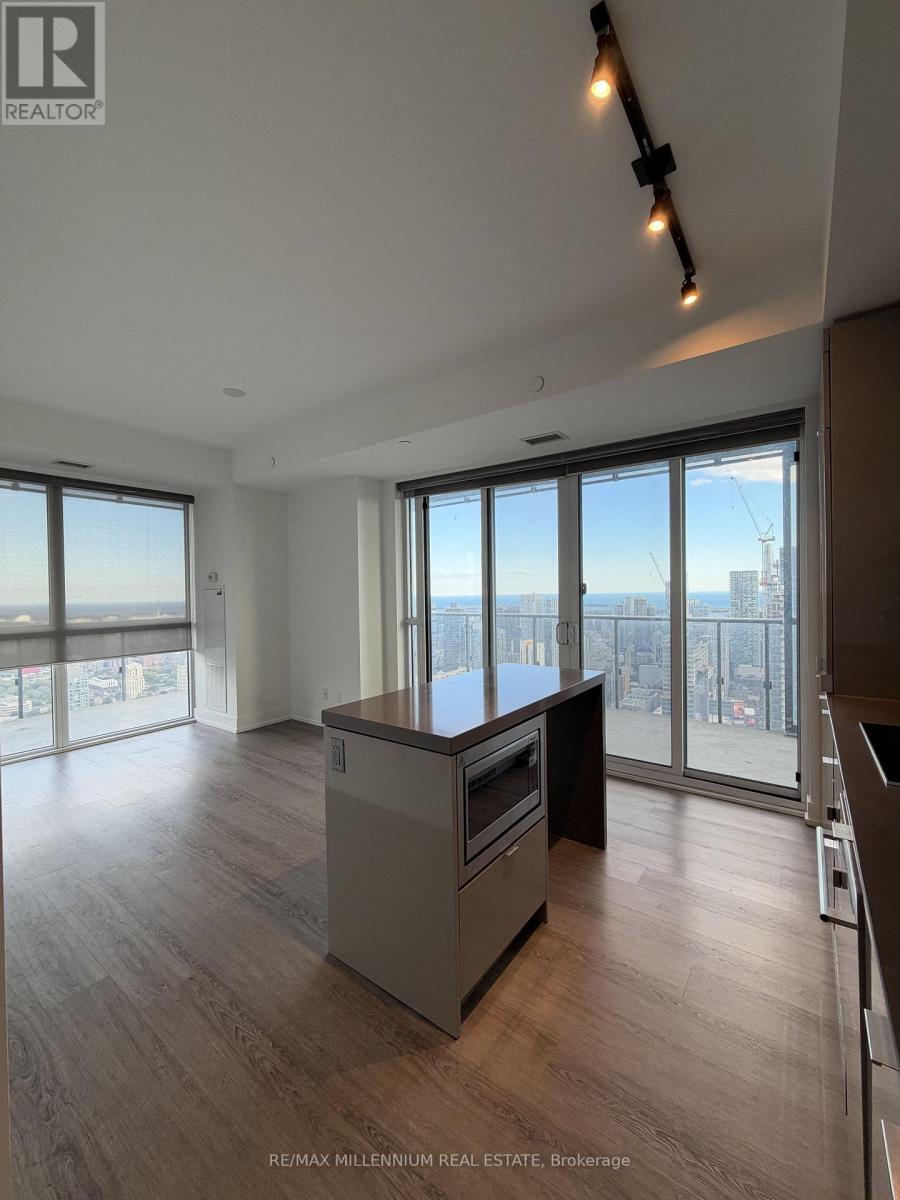 5710 - 7 Grenville Street, Toronto, Ontario  M4Y 0E9 - Photo 3 - C13873528
