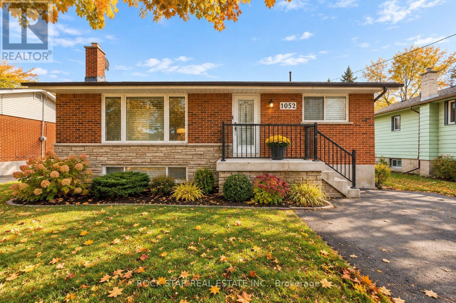 LOWER - 1052 FENNELL AVENUE E, Hamilton, Ontario
