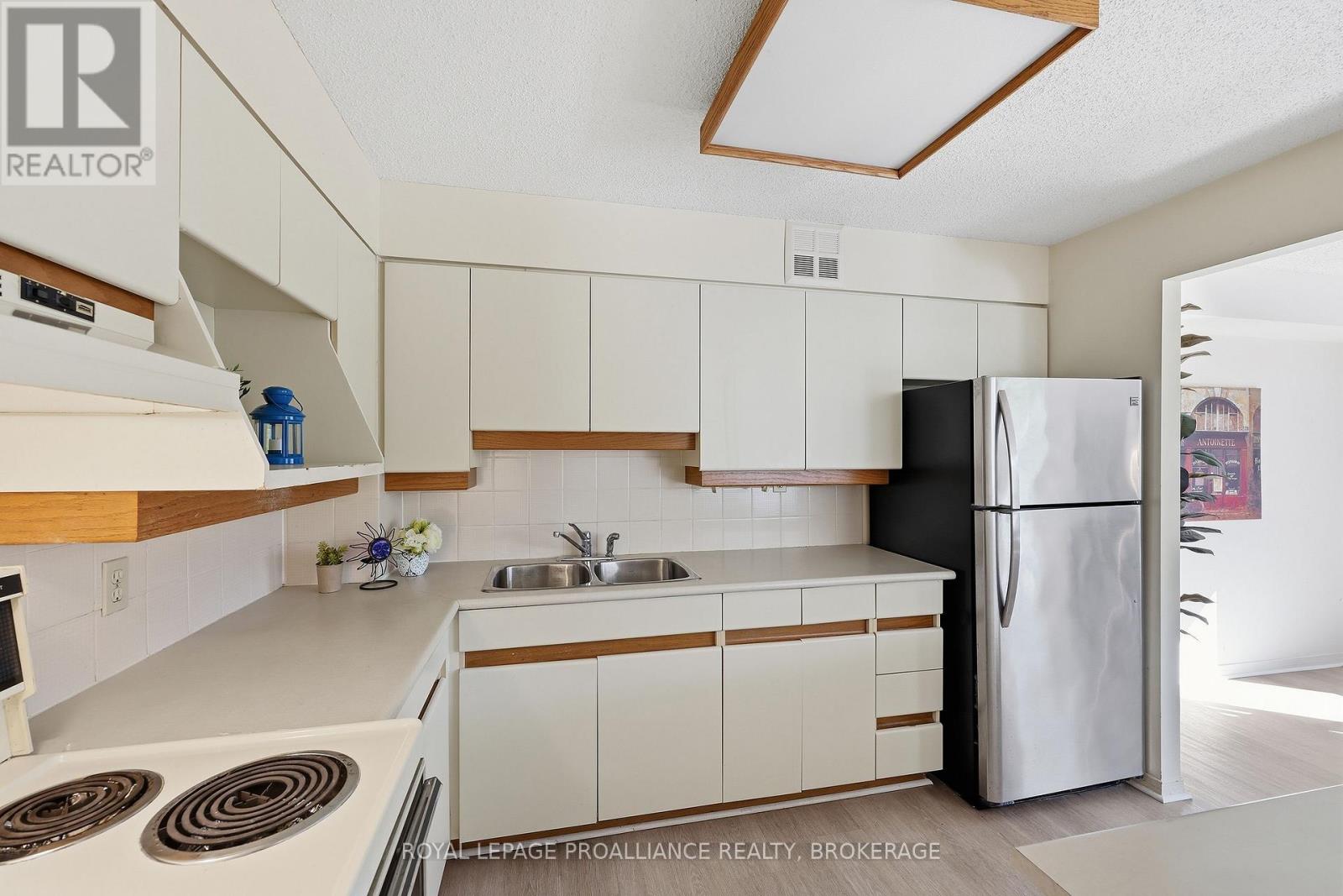 406 - 115 Barrett Court, Kingston, Ontario  K7L 5H6 - Photo 17 - X13876674