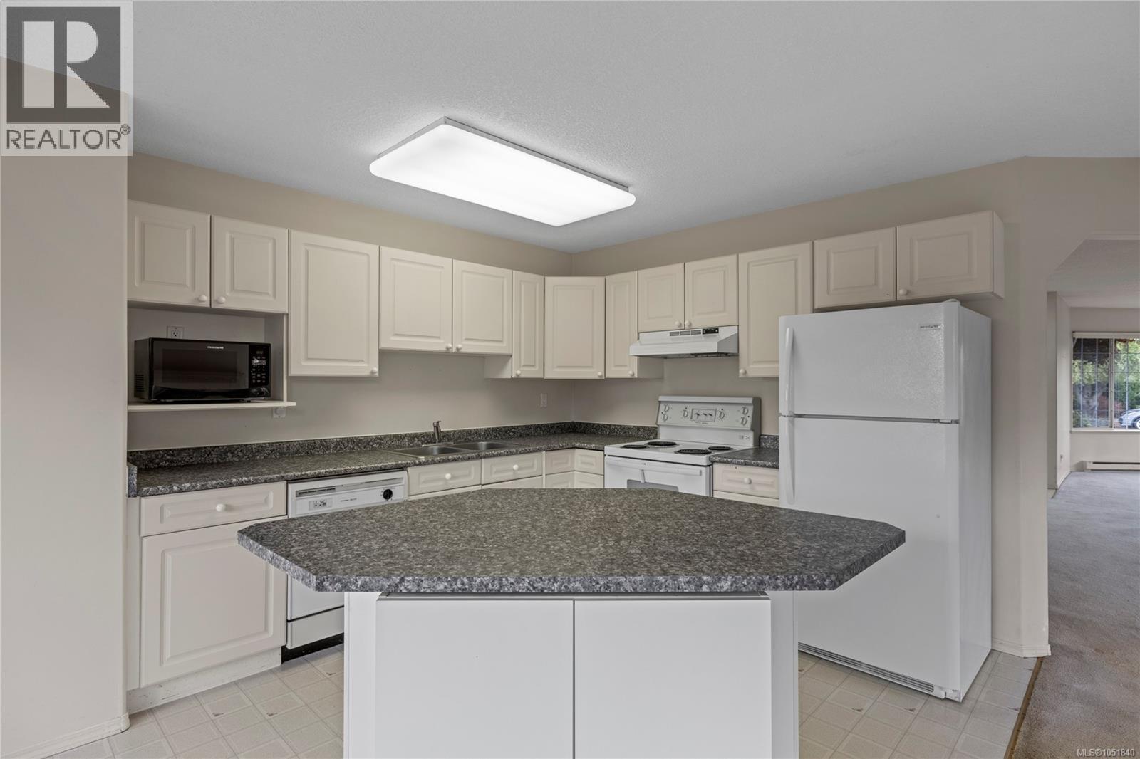 728 Banwell Crt