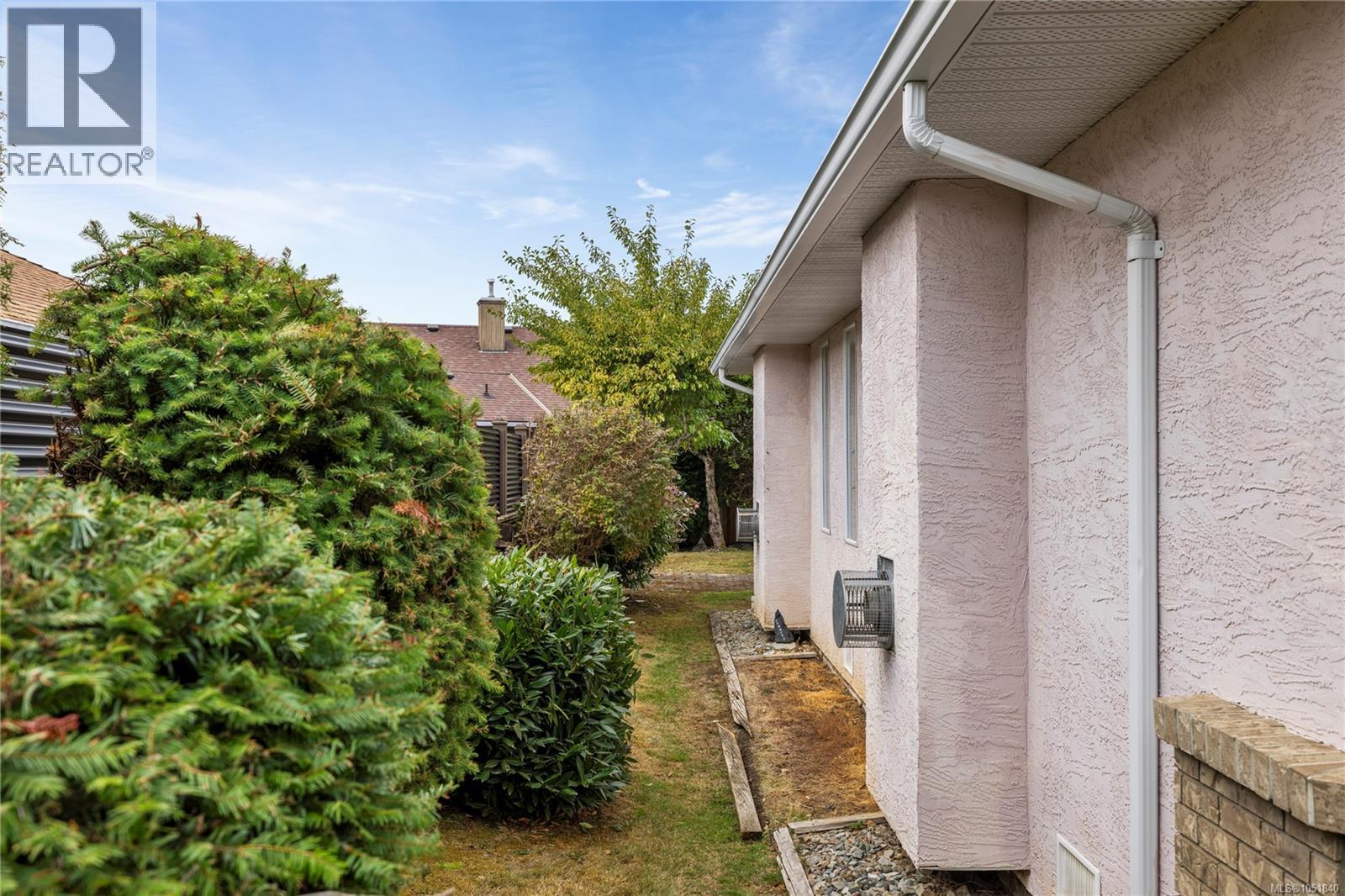 728 Banwell Crt