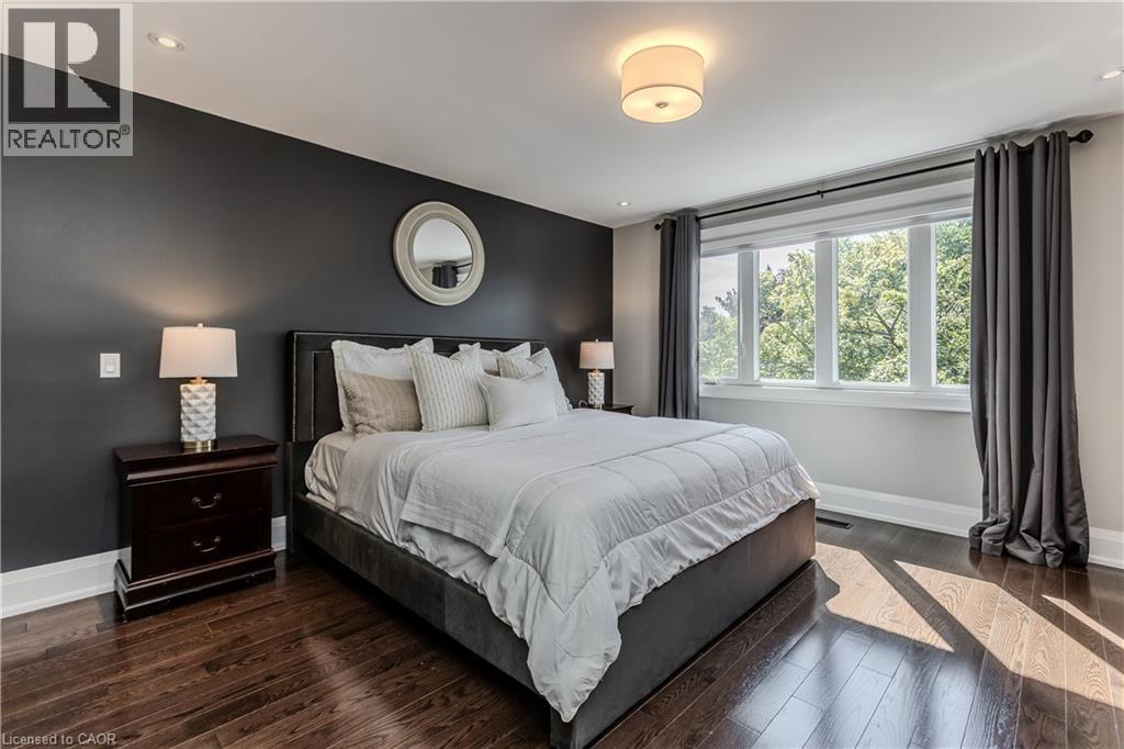 541 Hambling Court, Burlington, Ontario  L7N 3S4 - Photo 13 - 40866328