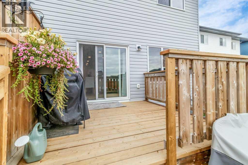 32 Iron Gate Boulevard