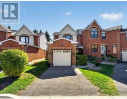 32 - 315 WILKES COURT, Aurora, Ontario