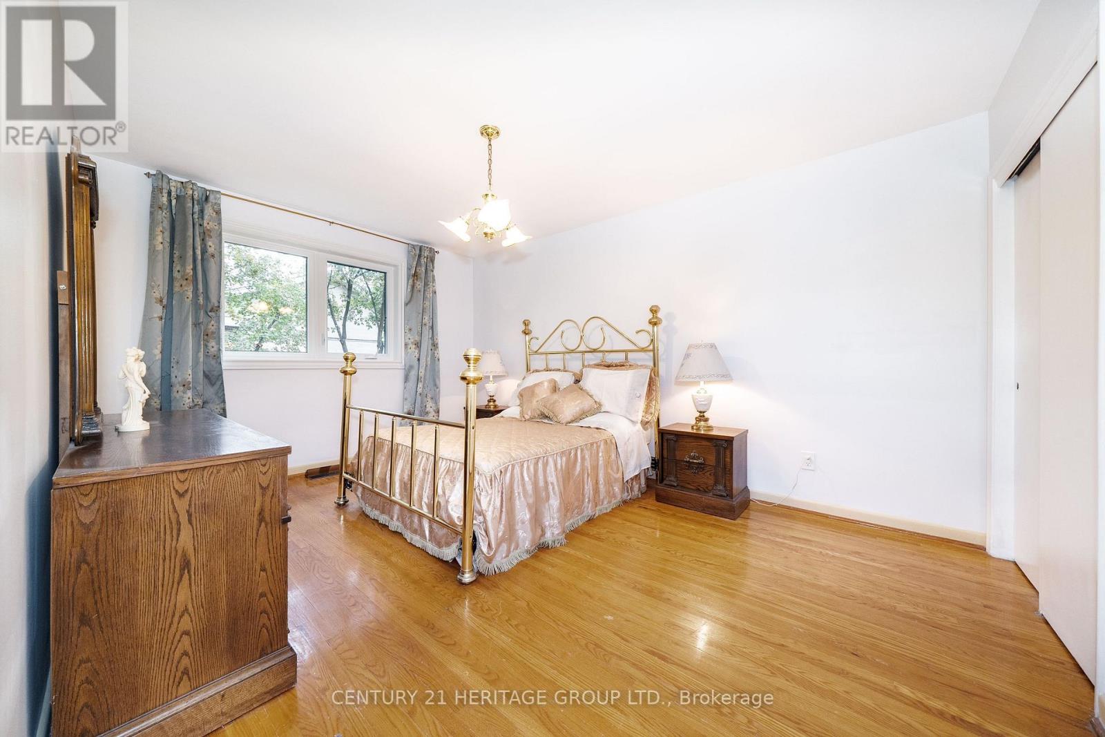 37 Gambello Crescent, Toronto, Ontario  M3J 1W2 - Photo 23 - W13858912