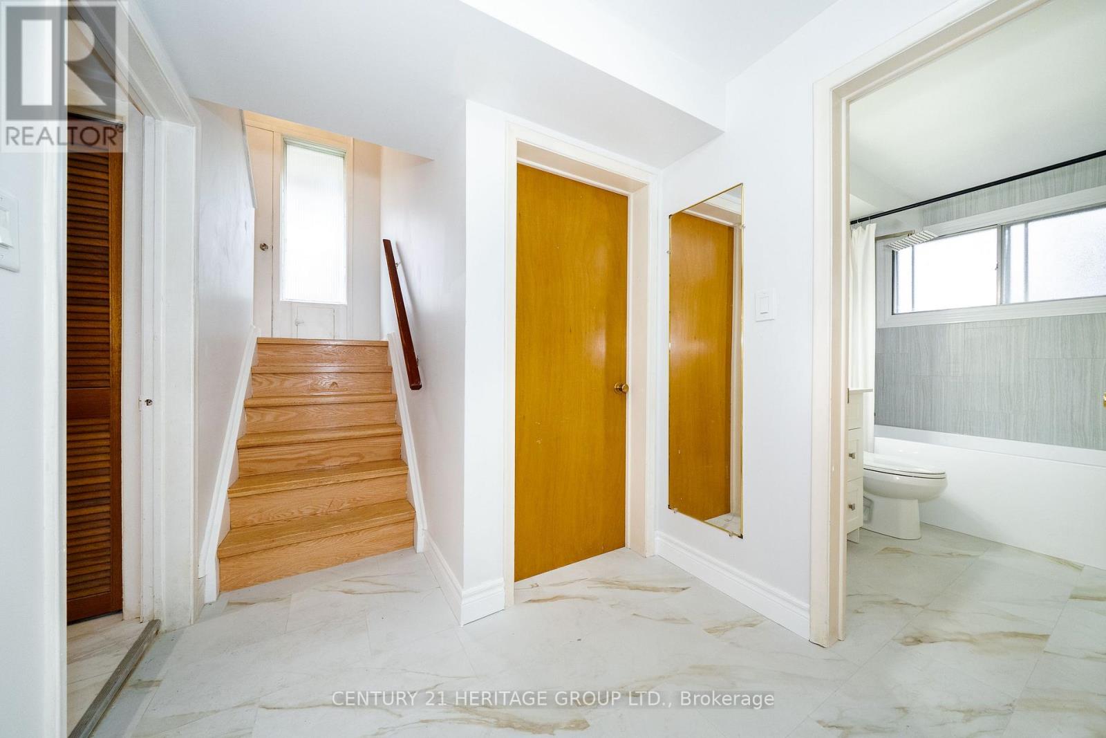 37 Gambello Crescent, Toronto, Ontario  M3J 1W2 - Photo 33 - W13858912