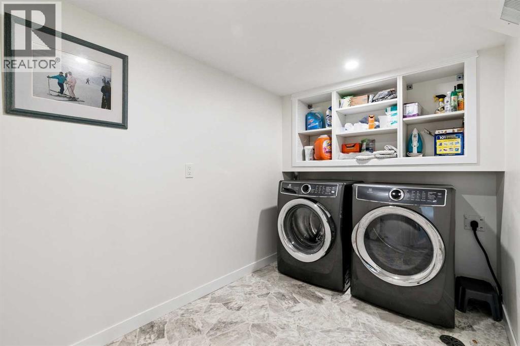 355 Woodbine Boulevard SW, Calgary, Alberta  T2W 4K8 - Photo 35 - A2351211
