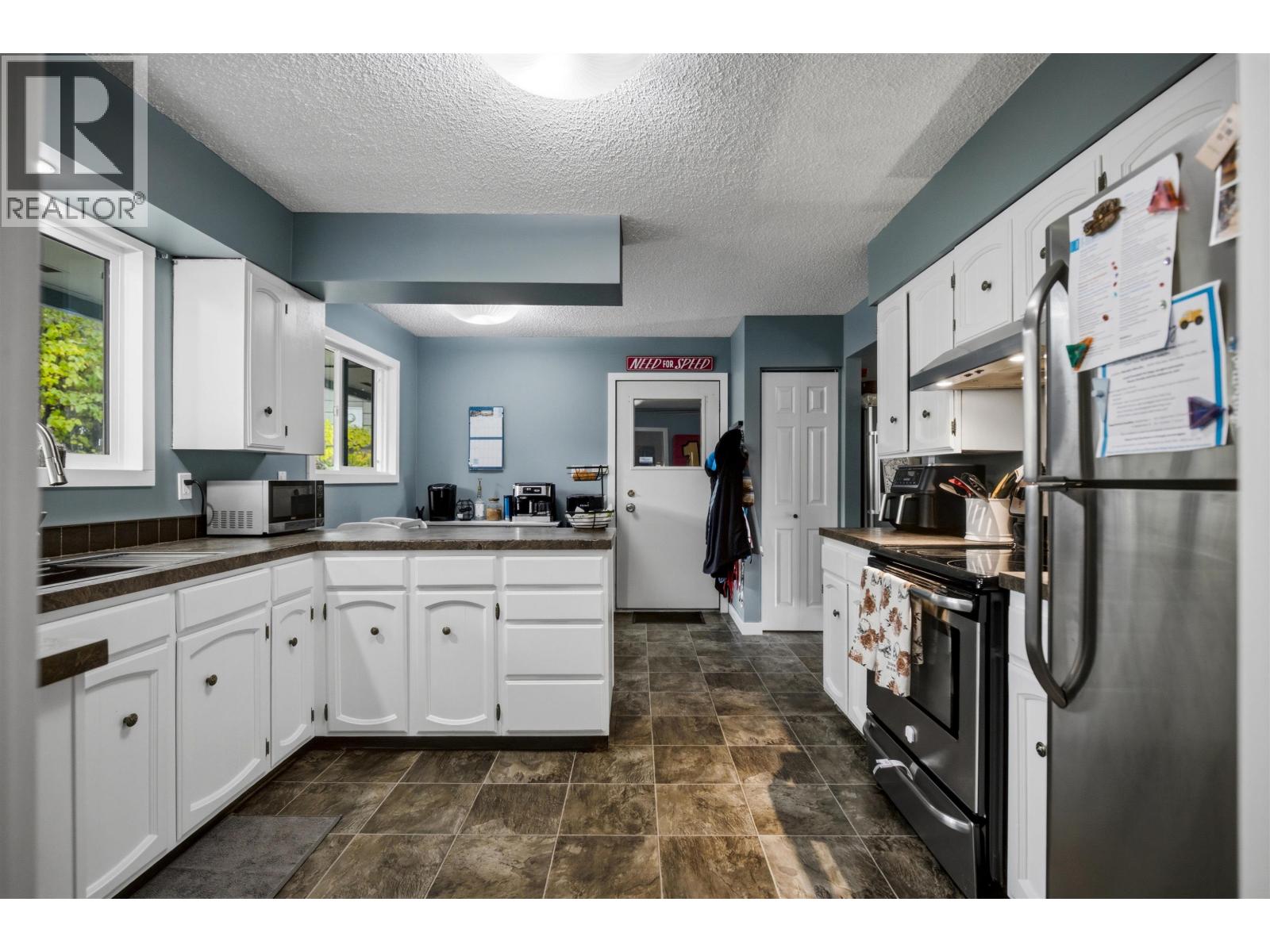 319 Clearview Crescent, Williams Lake, British Columbia  V2G 2H4 - Photo 4 - R3173660