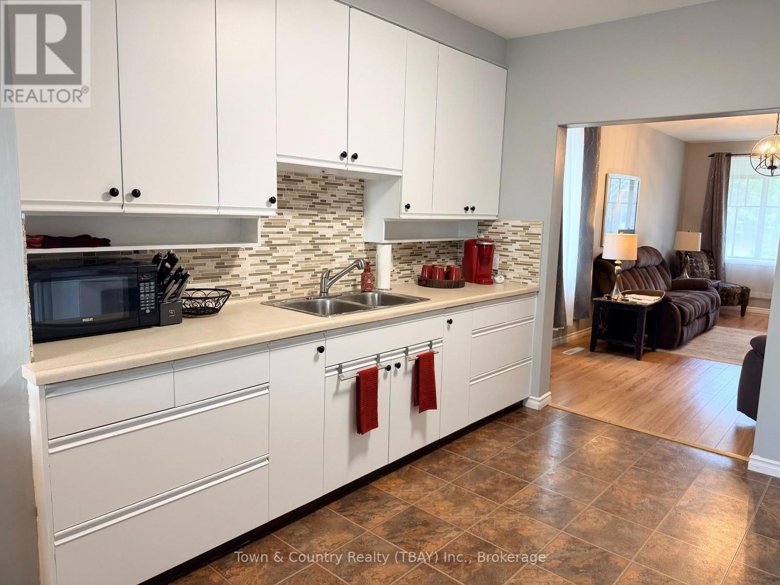 372 Mary Street E, Thunder Bay, Ontario  P7E 4J9 - Photo 6 - X13876704