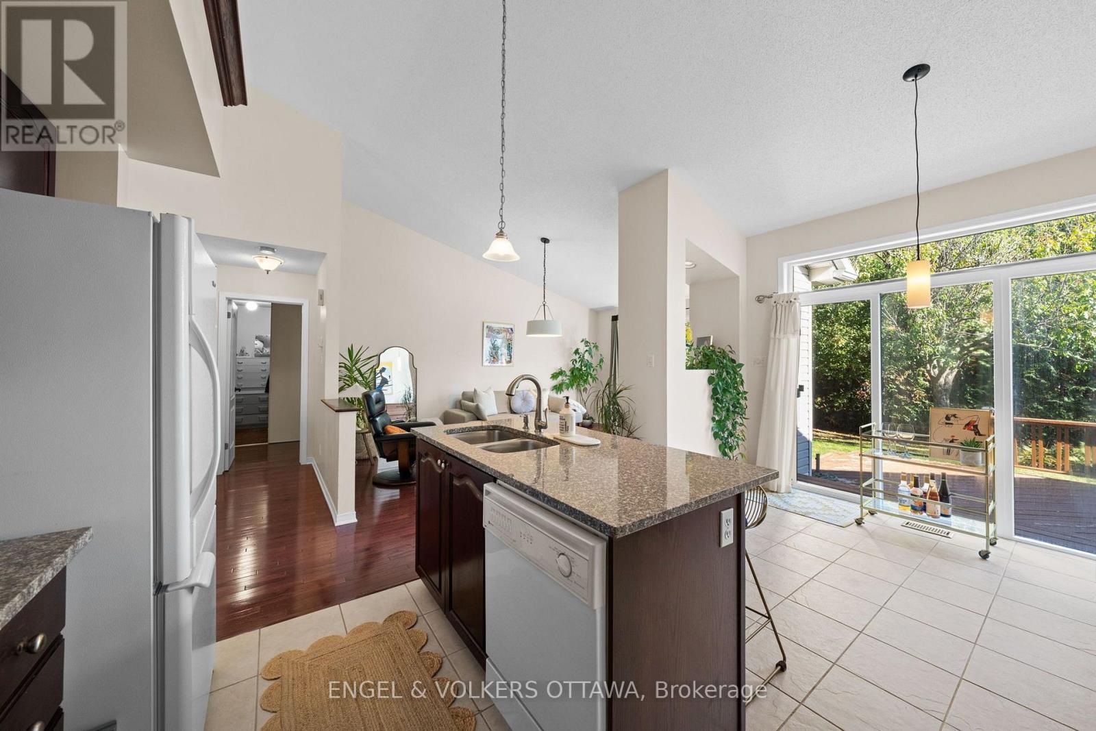 4 Burnstead Crescent, Ottawa, Ontario  K2M 2T4 - Photo 13 - X13877338