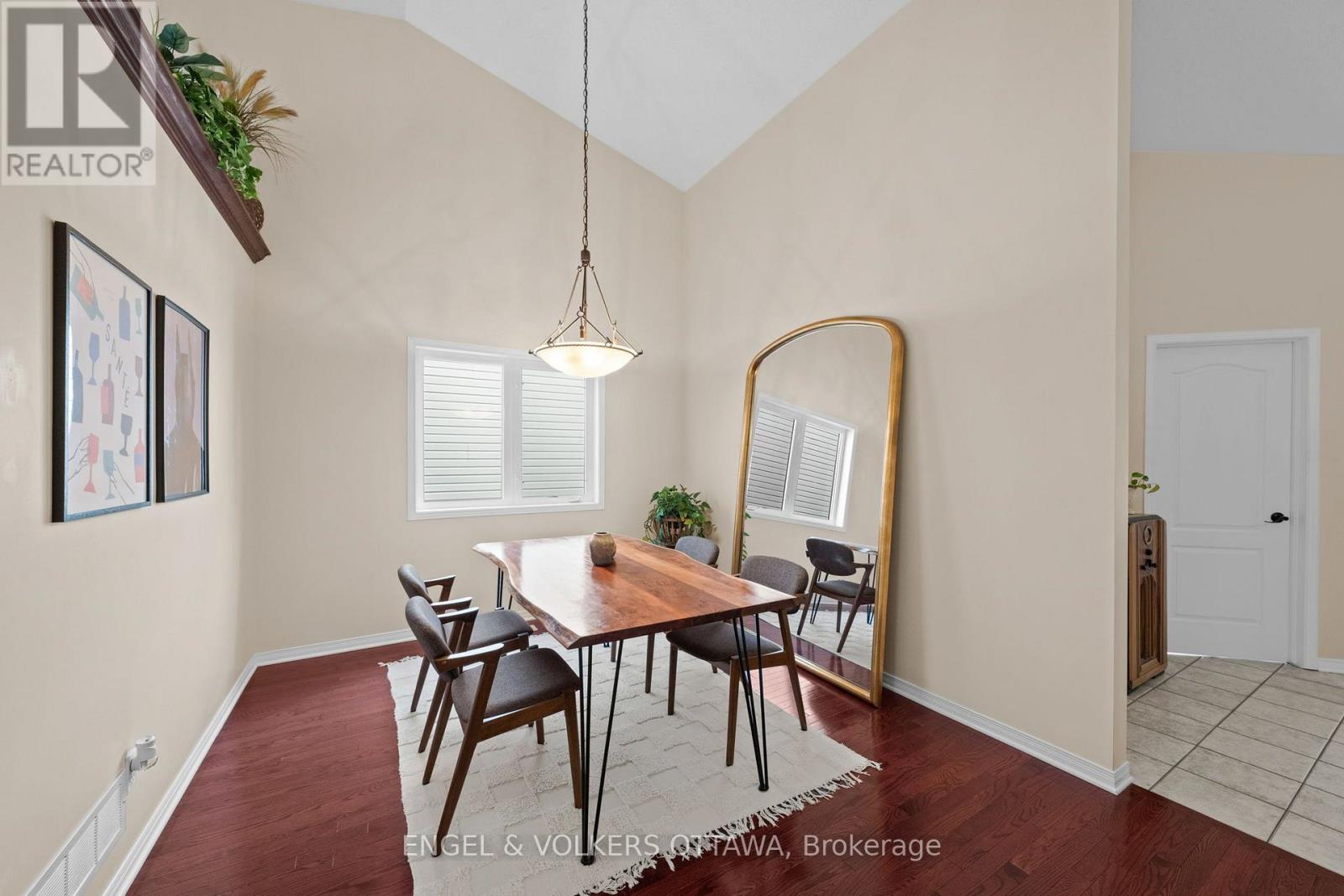 4 Burnstead Crescent, Ottawa, Ontario  K2M 2T4 - Photo 7 - X13877338