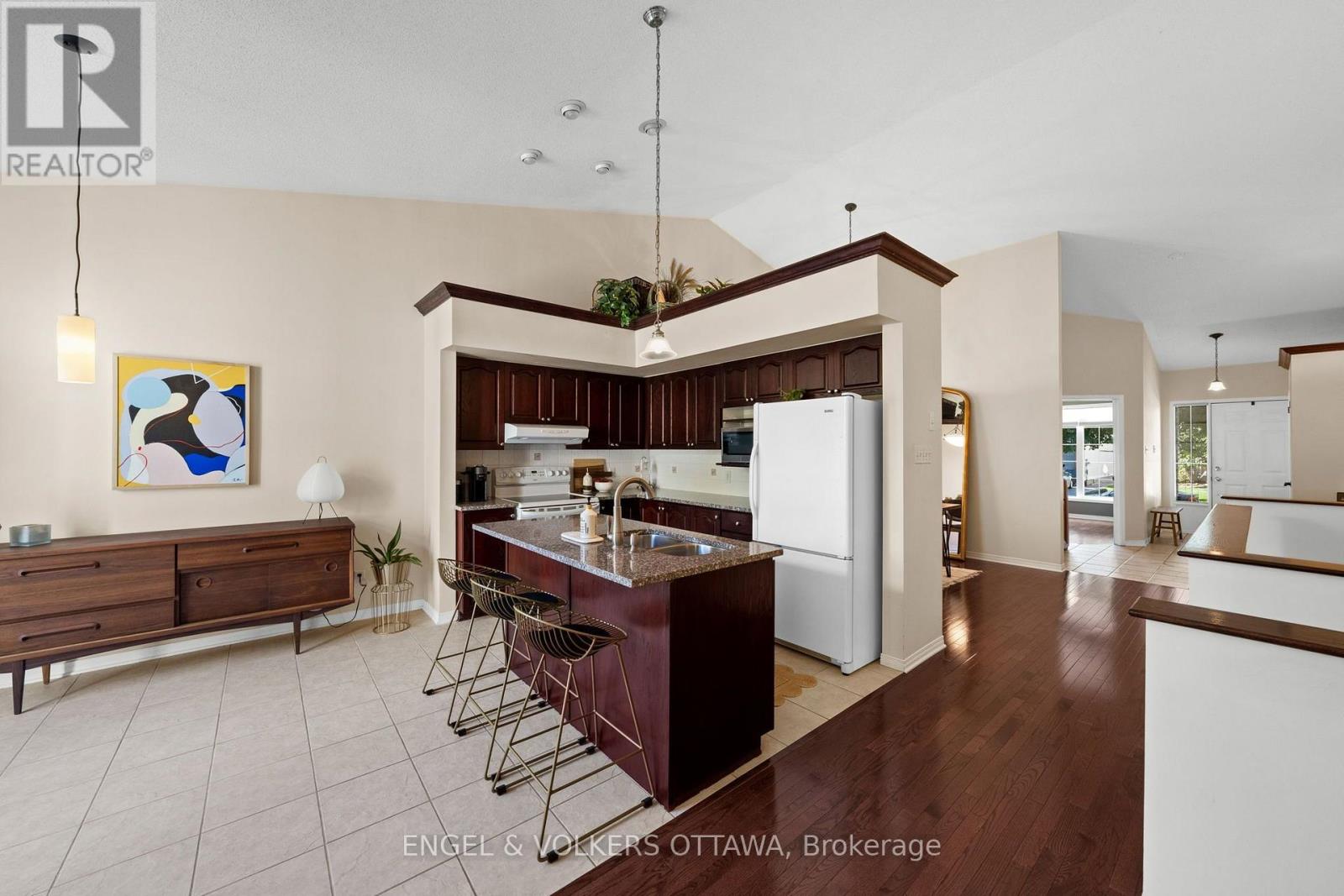 4 Burnstead Crescent, Ottawa, Ontario  K2M 2T4 - Photo 9 - X13877338