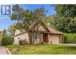 3 BURNSTEAD CRESCENT, Ottawa, Ontario