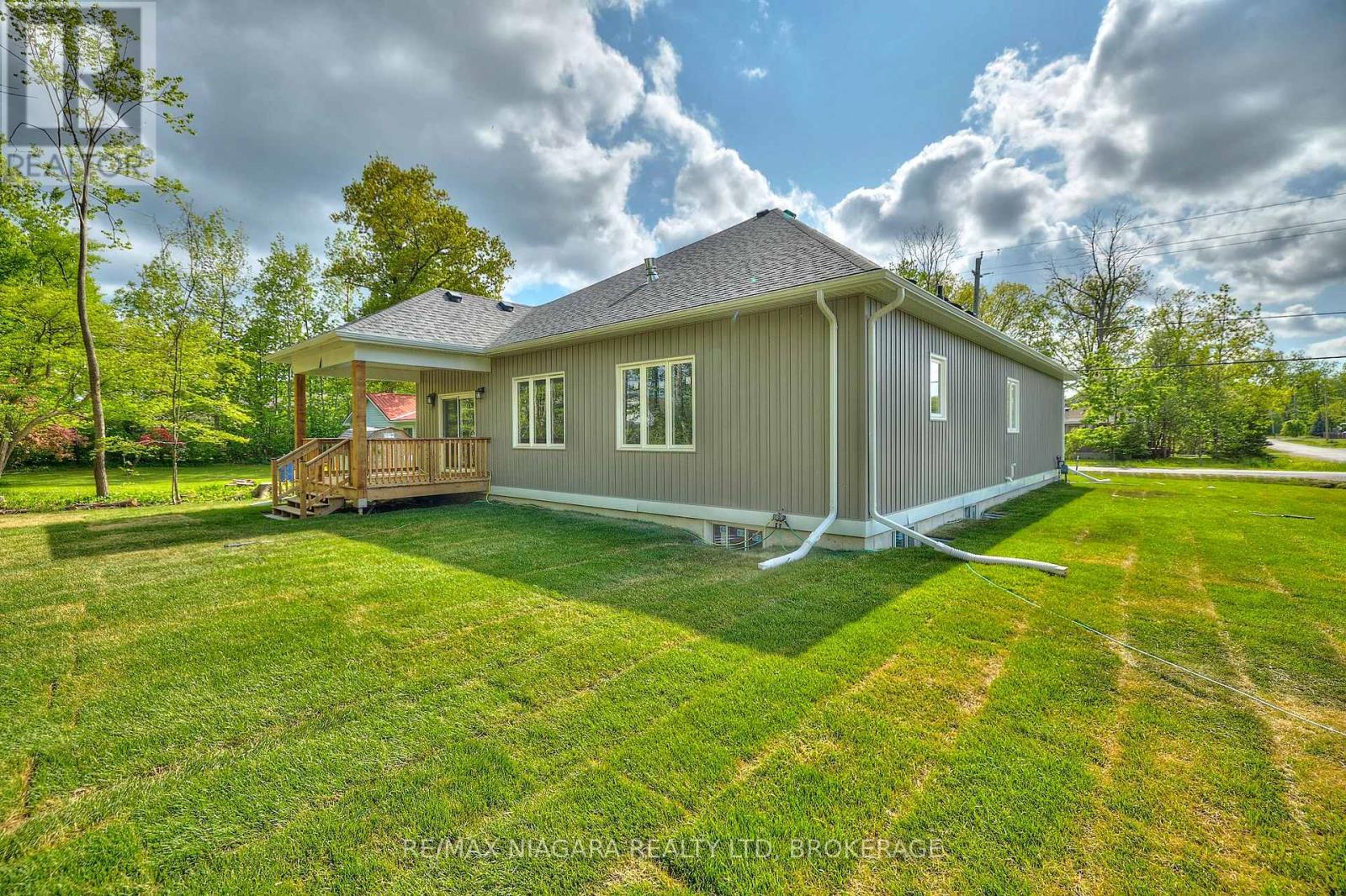 196 Bernard Avenue, Fort Erie, Ontario  L0S 1N0 - Photo 27 - X13877346