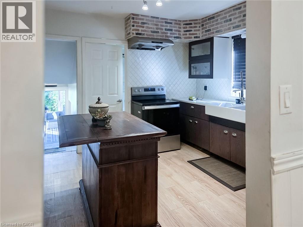 212 Niagara Street, St. Catharines, Ontario  L2M 4V4 - Photo 18 - 40869573
