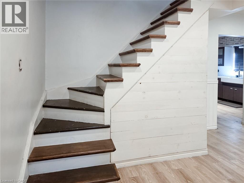 212 Niagara Street, St. Catharines, Ontario  L2M 4V4 - Photo 22 - 40869573