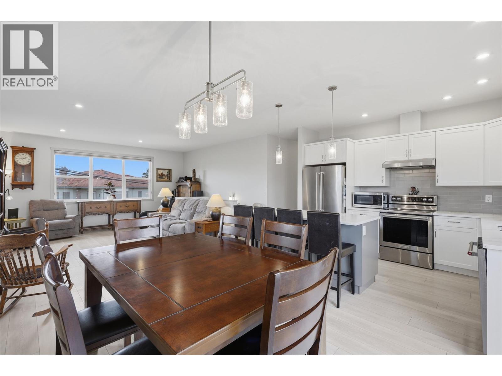 611 Mcgowan Avenue, Kamloops, British Columbia  V2B 2P7 - Photo 9 - 10402682