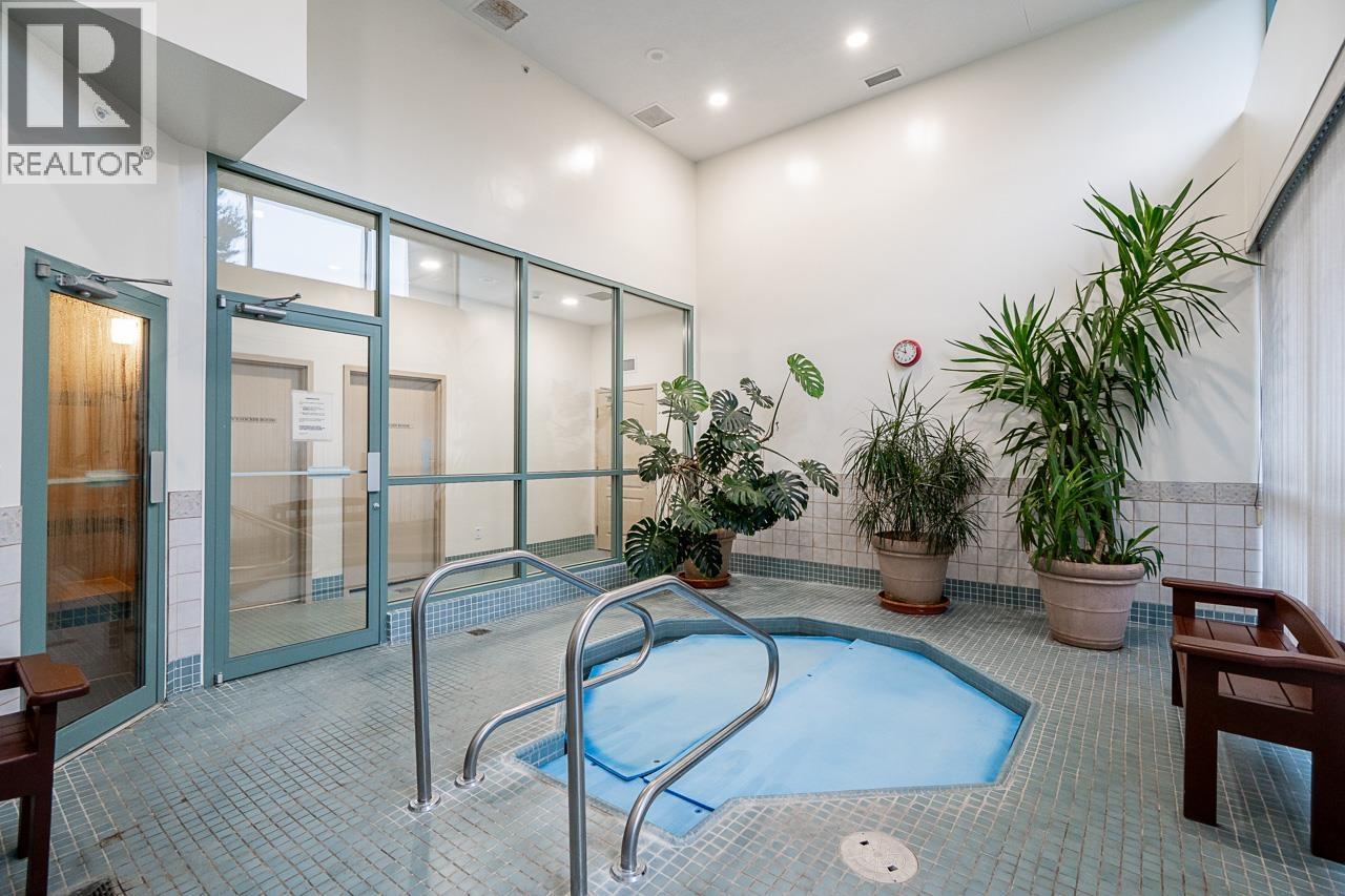 203 6622 SOUTHOAKS CRESCENT