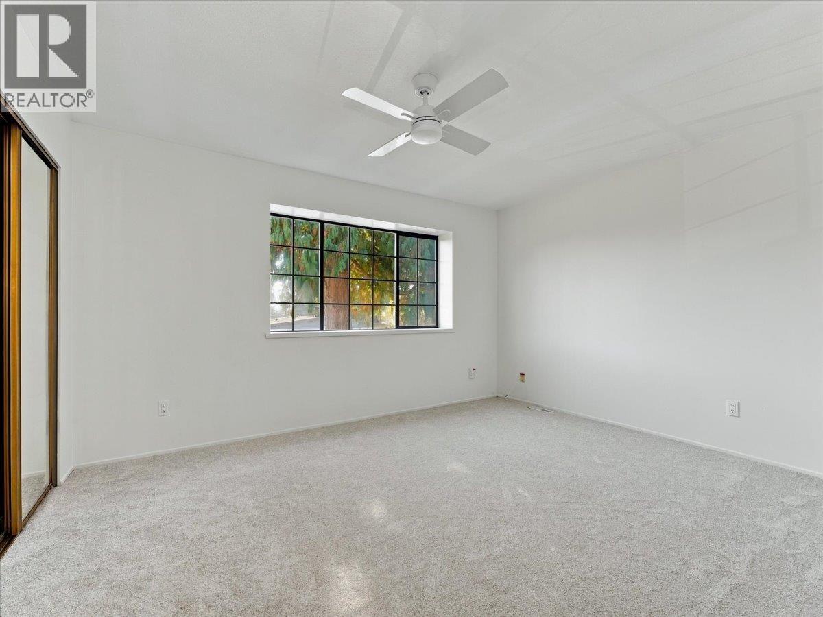 240 E 18TH STREET