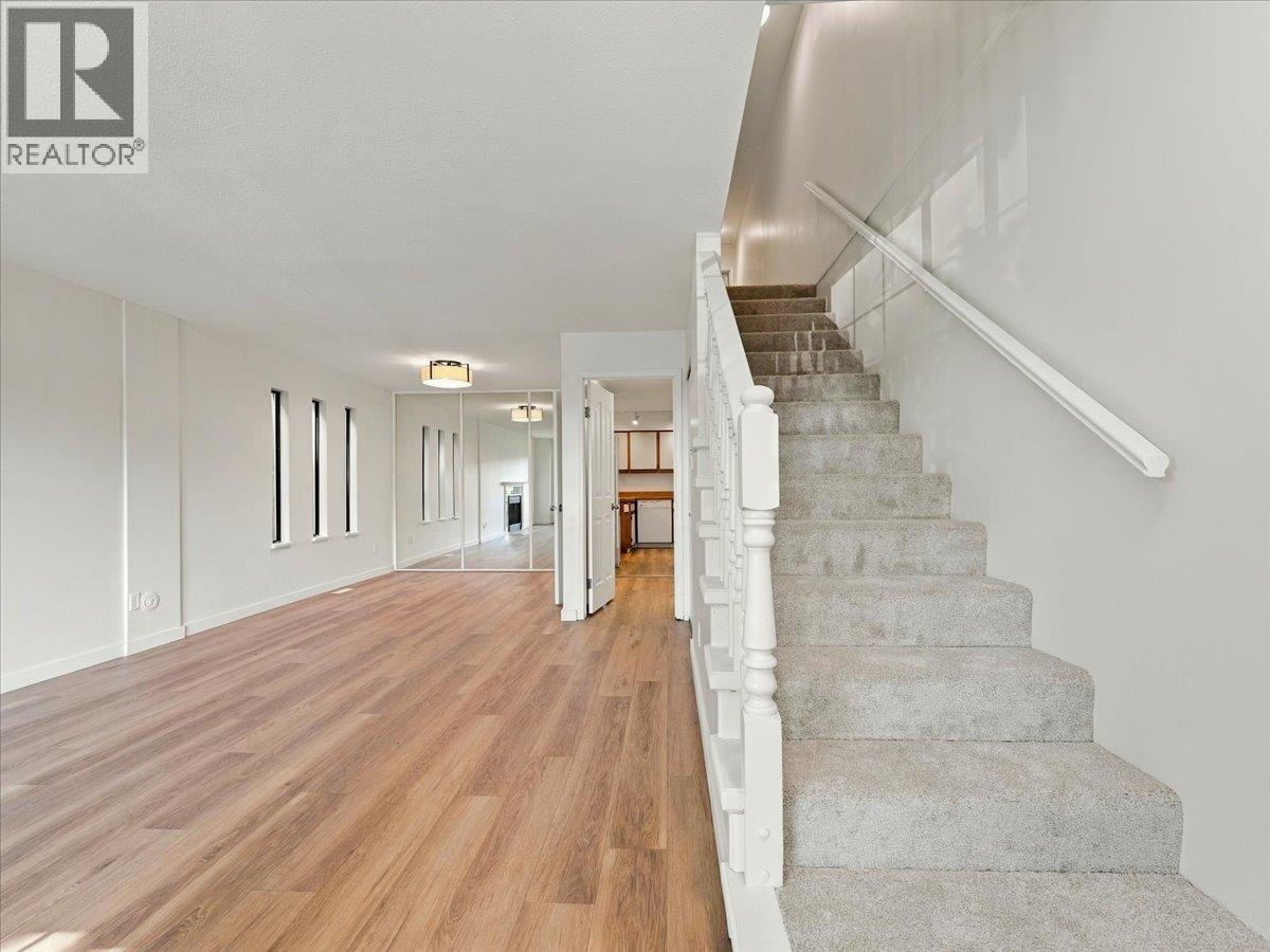 240 E 18TH STREET