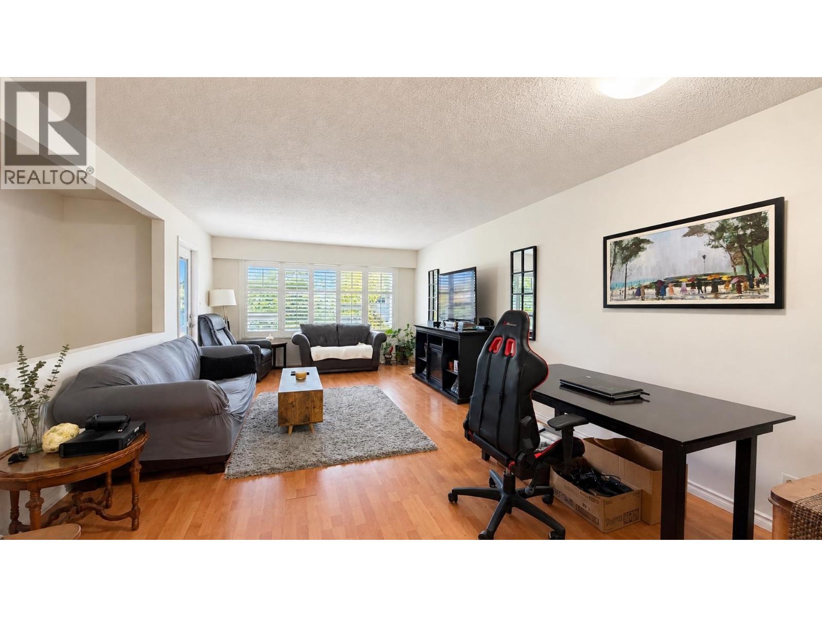 5734 49b Avenue, Delta, British Columbia  V4K 1Z6 - Photo 4 - R3173731