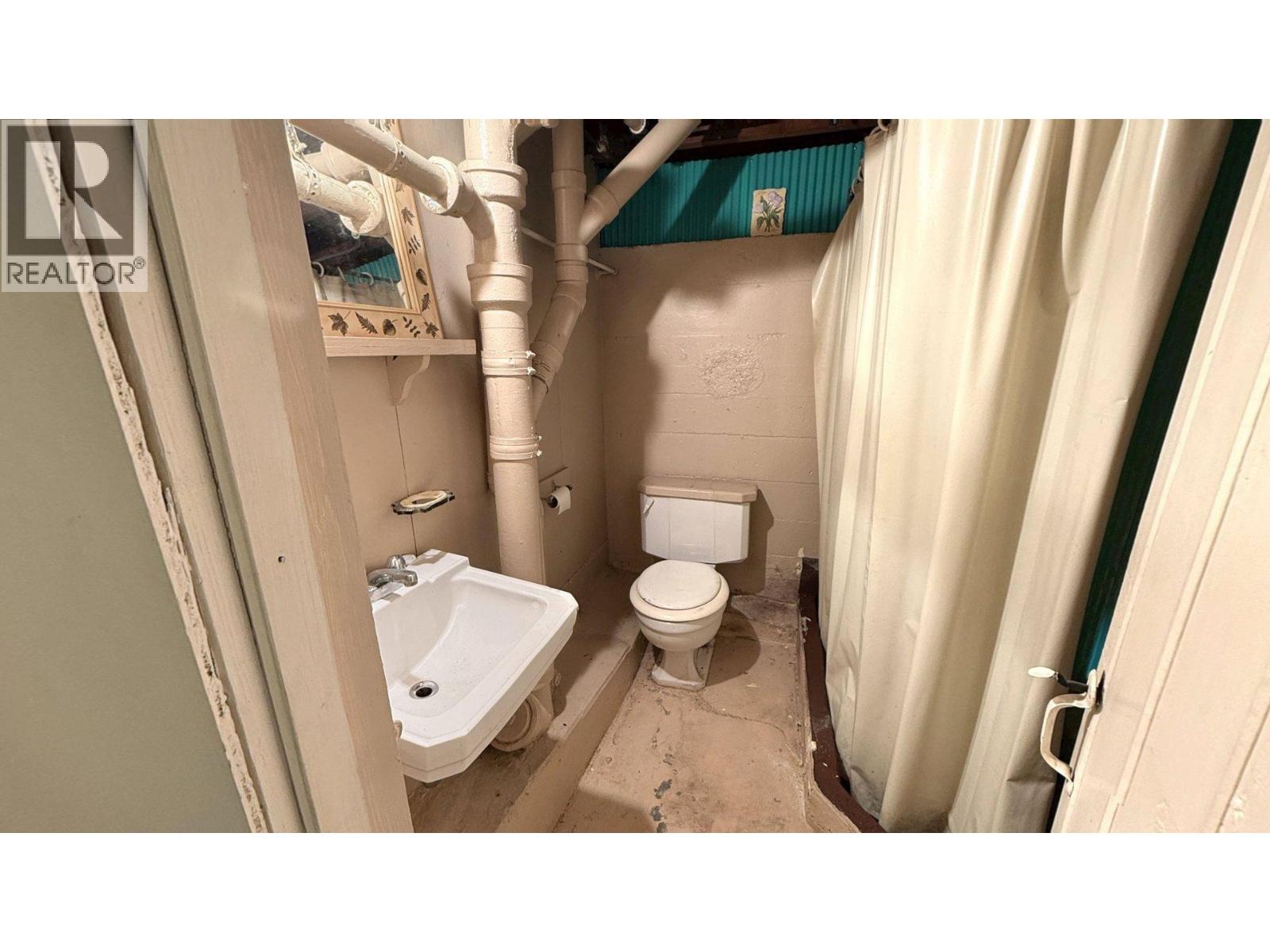 4258 Irmin Street, Burnaby, British Columbia  V5J 1X5 - Photo 23 - R3173751