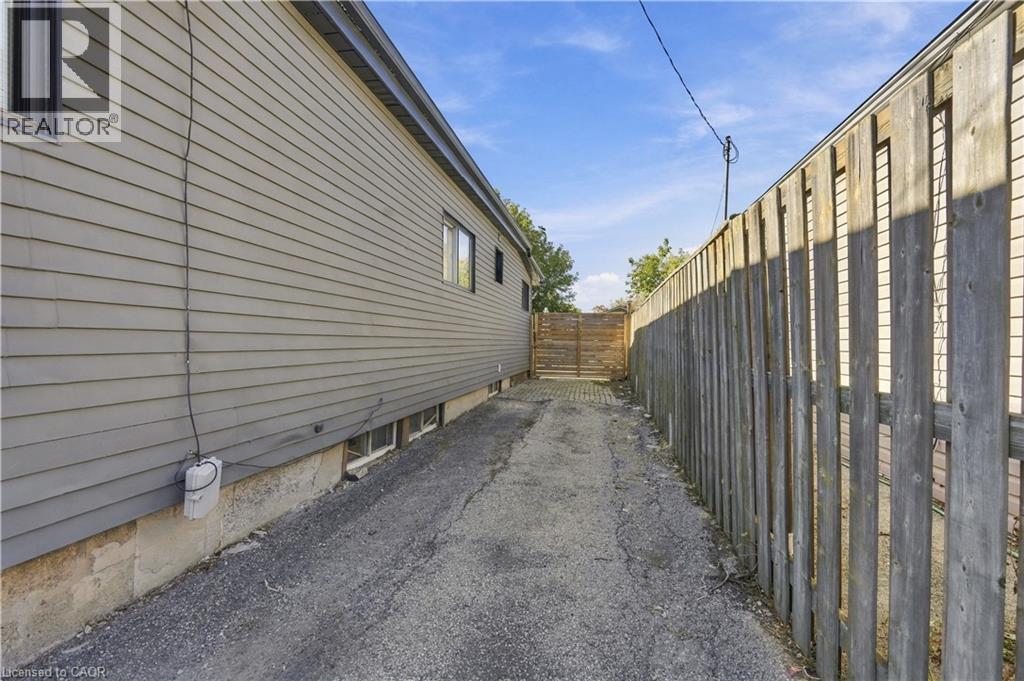658 Upper Wellington Street, Hamilton, Ontario  L9A 3R1 - Photo 6 - 40869047