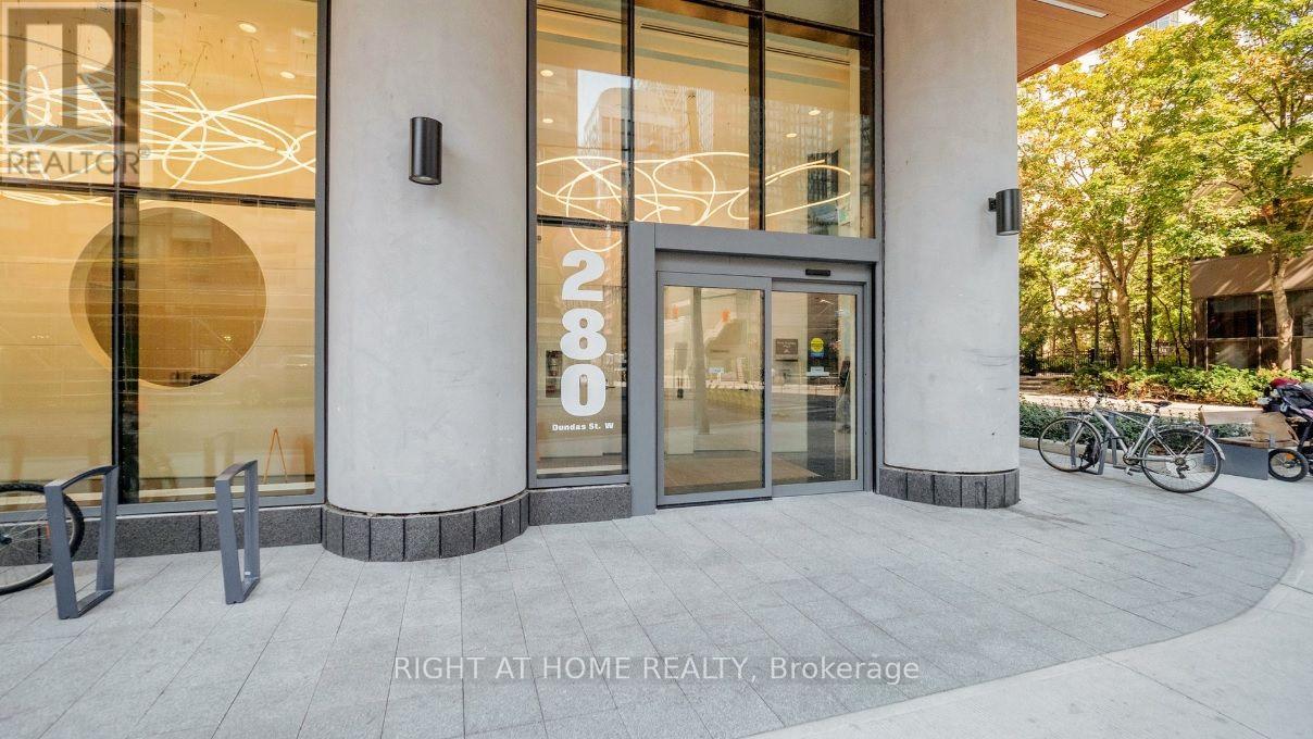 2701 - 280 Dundas Street W, Toronto, Ontario  M5T 0E3 - Photo 4 - C13877276