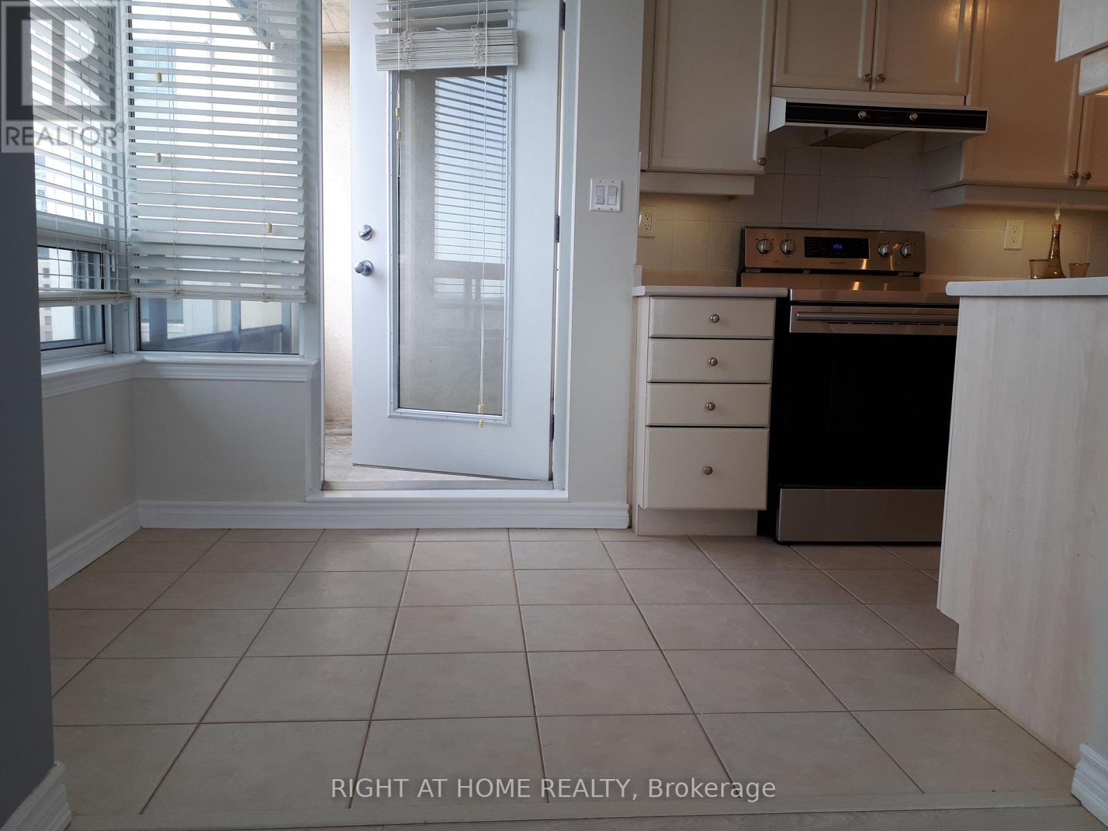 512 - 1 Rean Drive, Toronto, Ontario  M2K 3C1 - Photo 14 - C13877278