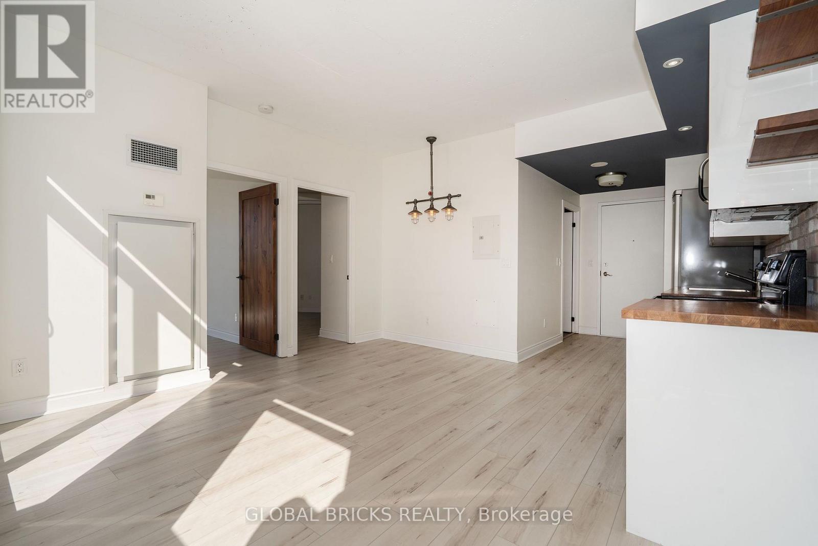815 - 170 Sudbury Street, Toronto, Ontario  M6J 0A1 - Photo 13 - C13877304