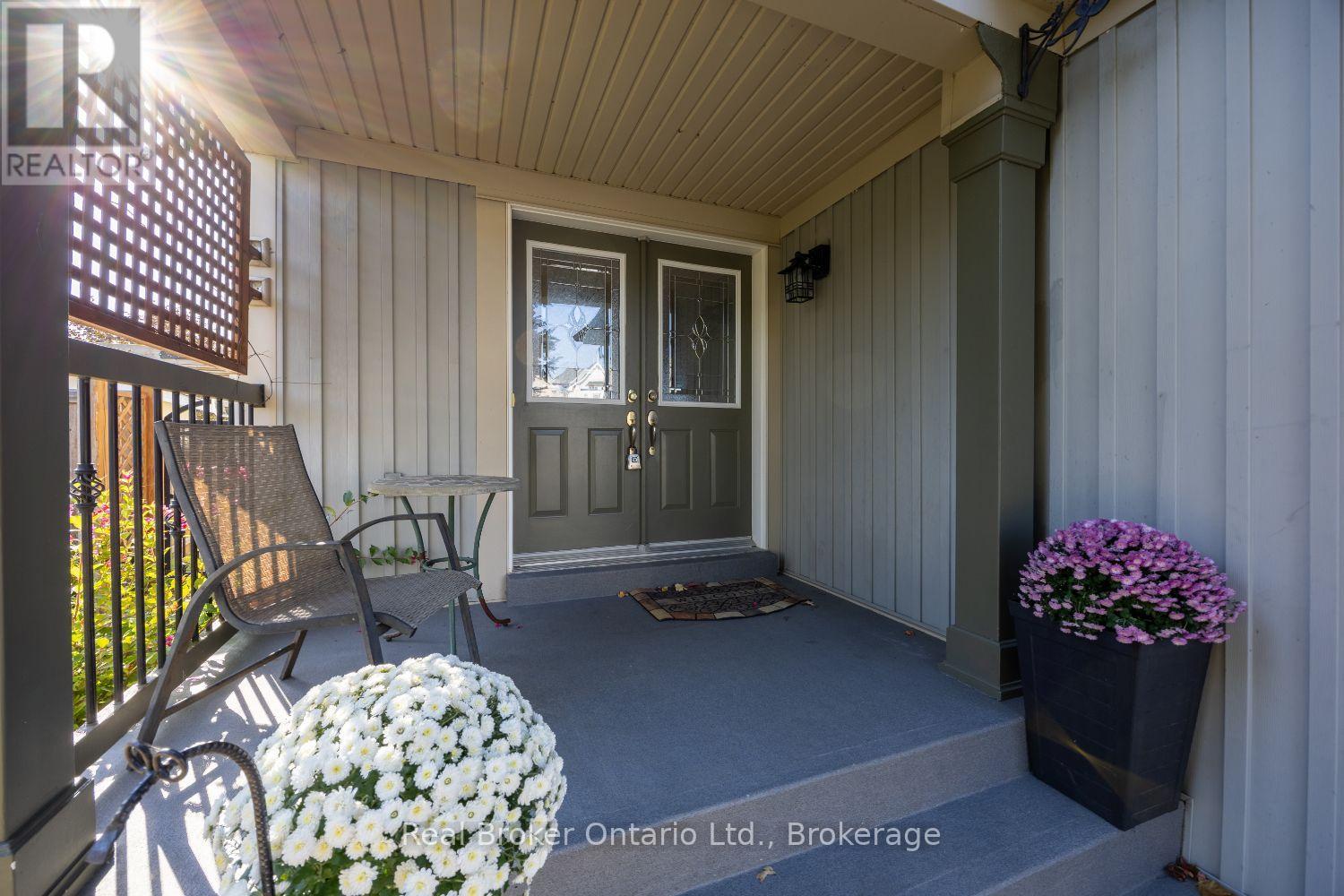 119 Allworth Crescent, Clarington, Ontario  L1C 0B3 - Photo 5 - E13877284