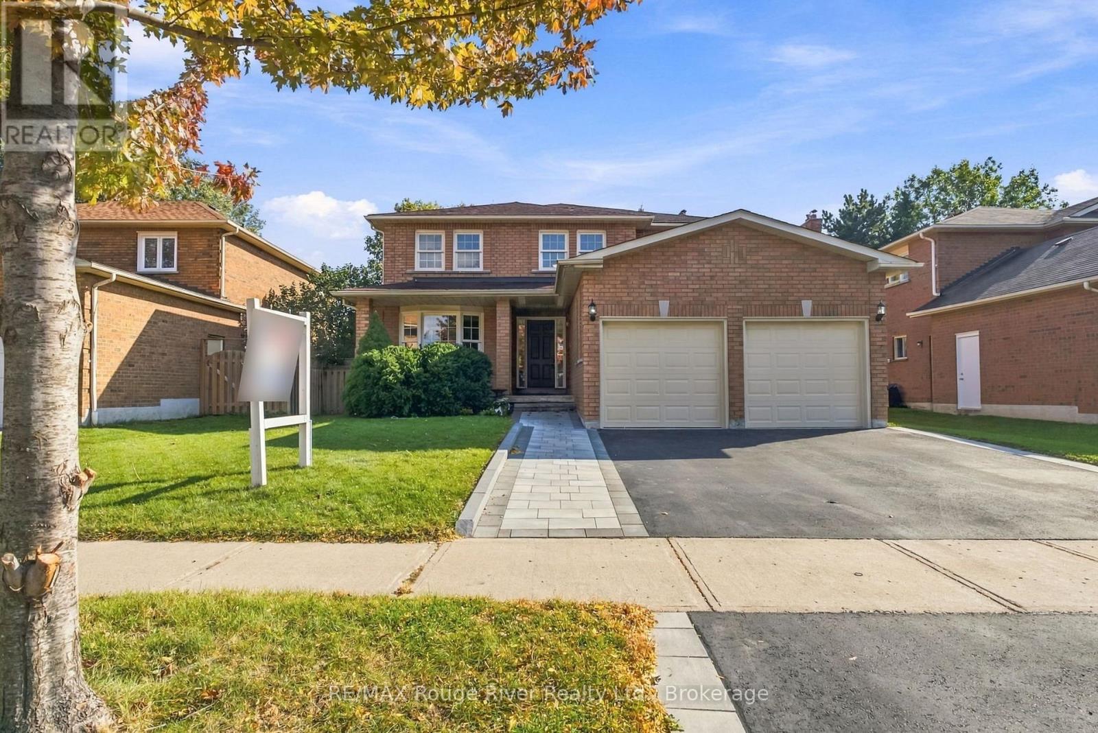 51 LOFTHOUSE DRIVE, Whitby, Ontario