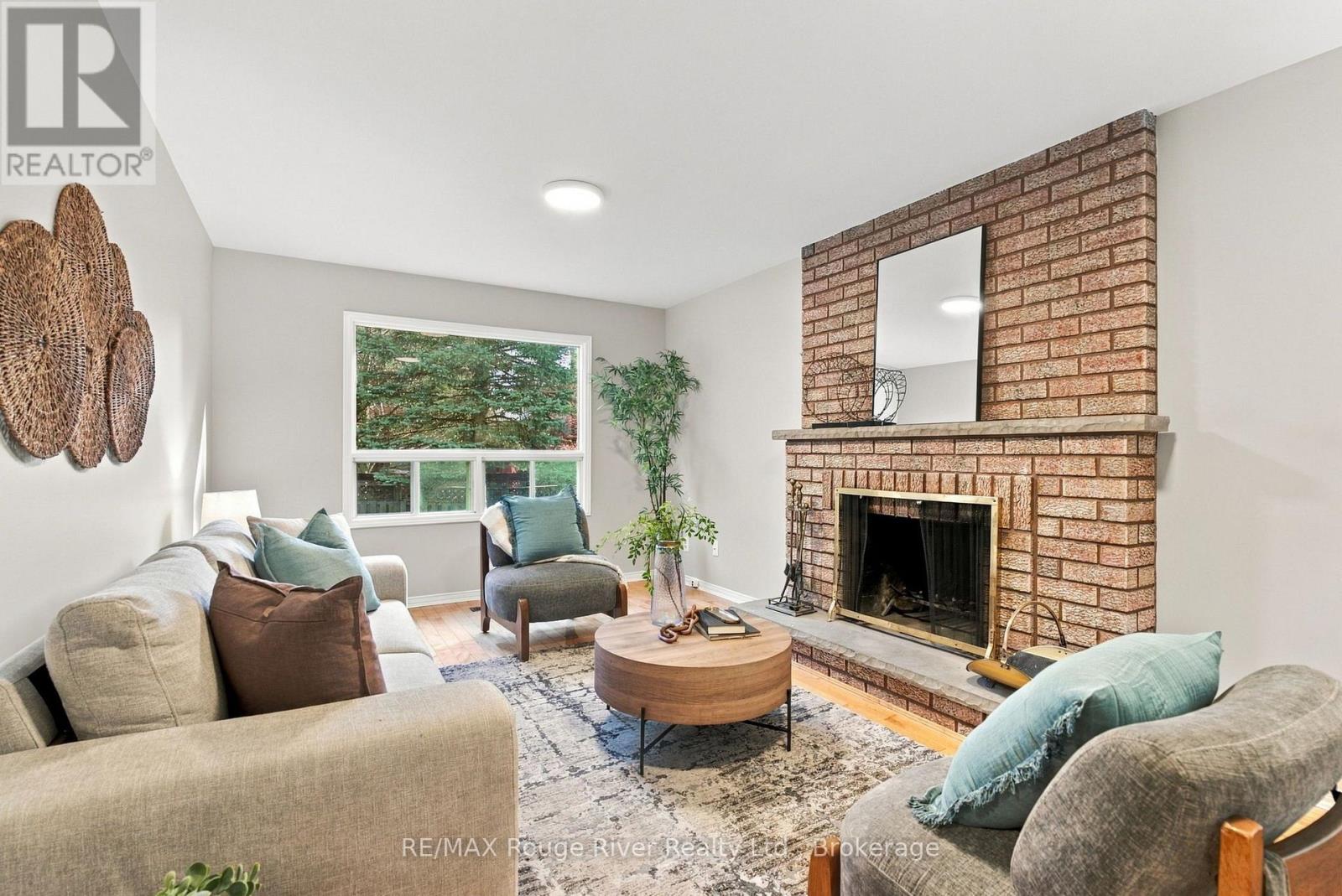 51 Lofthouse Drive, Whitby, Ontario  L1R 1W5 - Photo 17 - E13877322