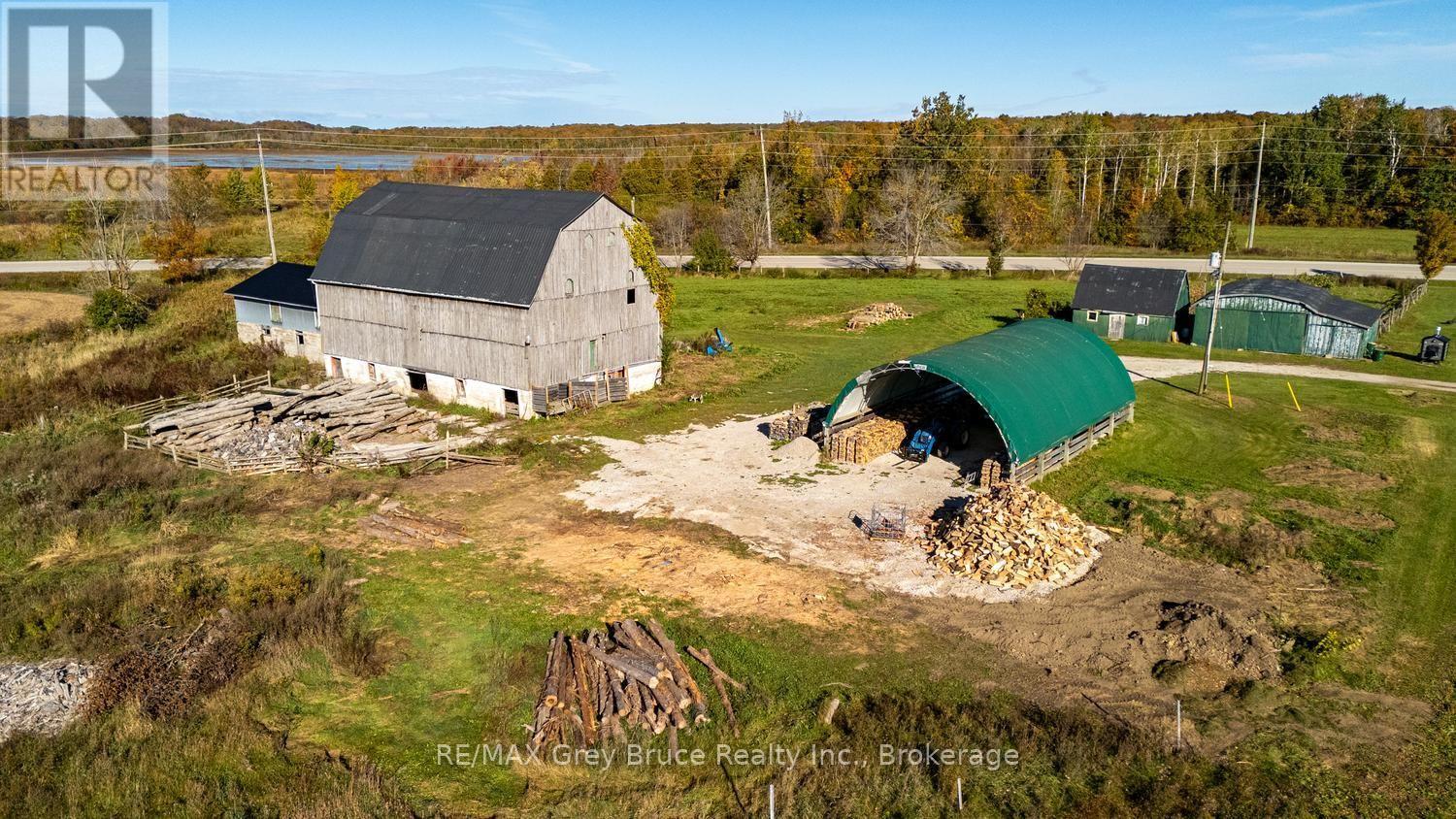 402622 Grey 17 Road, Georgian Bluffs, Ontario N0H 2T0 - Photo 44 - X13877324